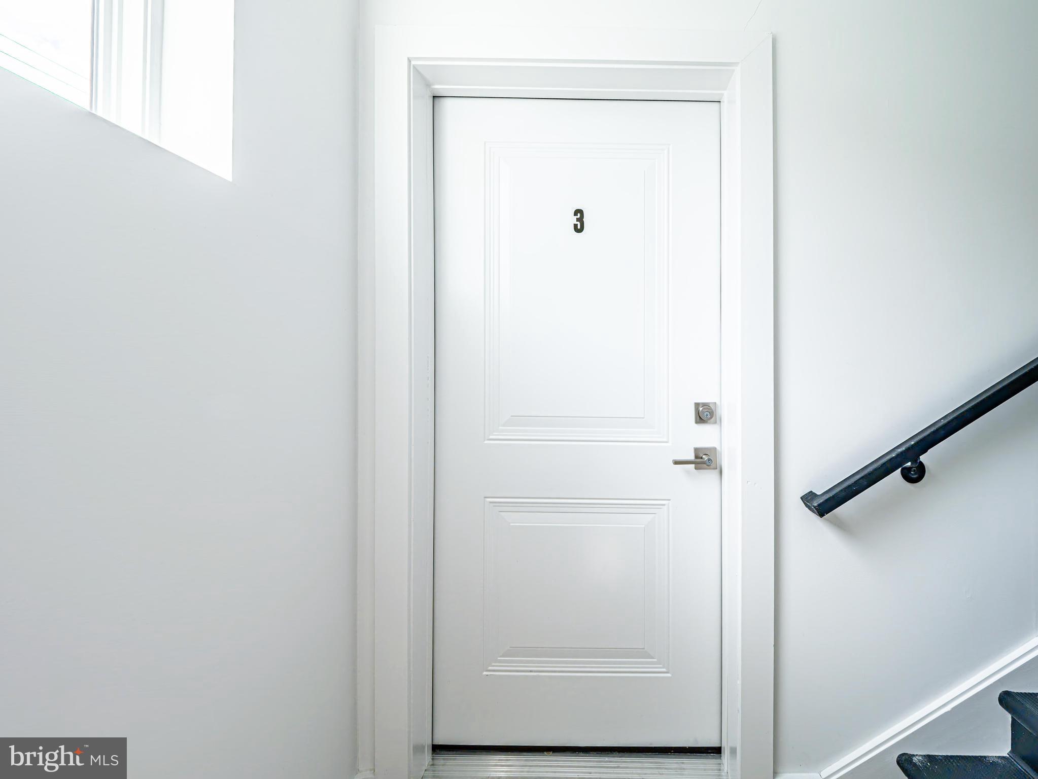 2403-2407 W THOMPSON STREET 3