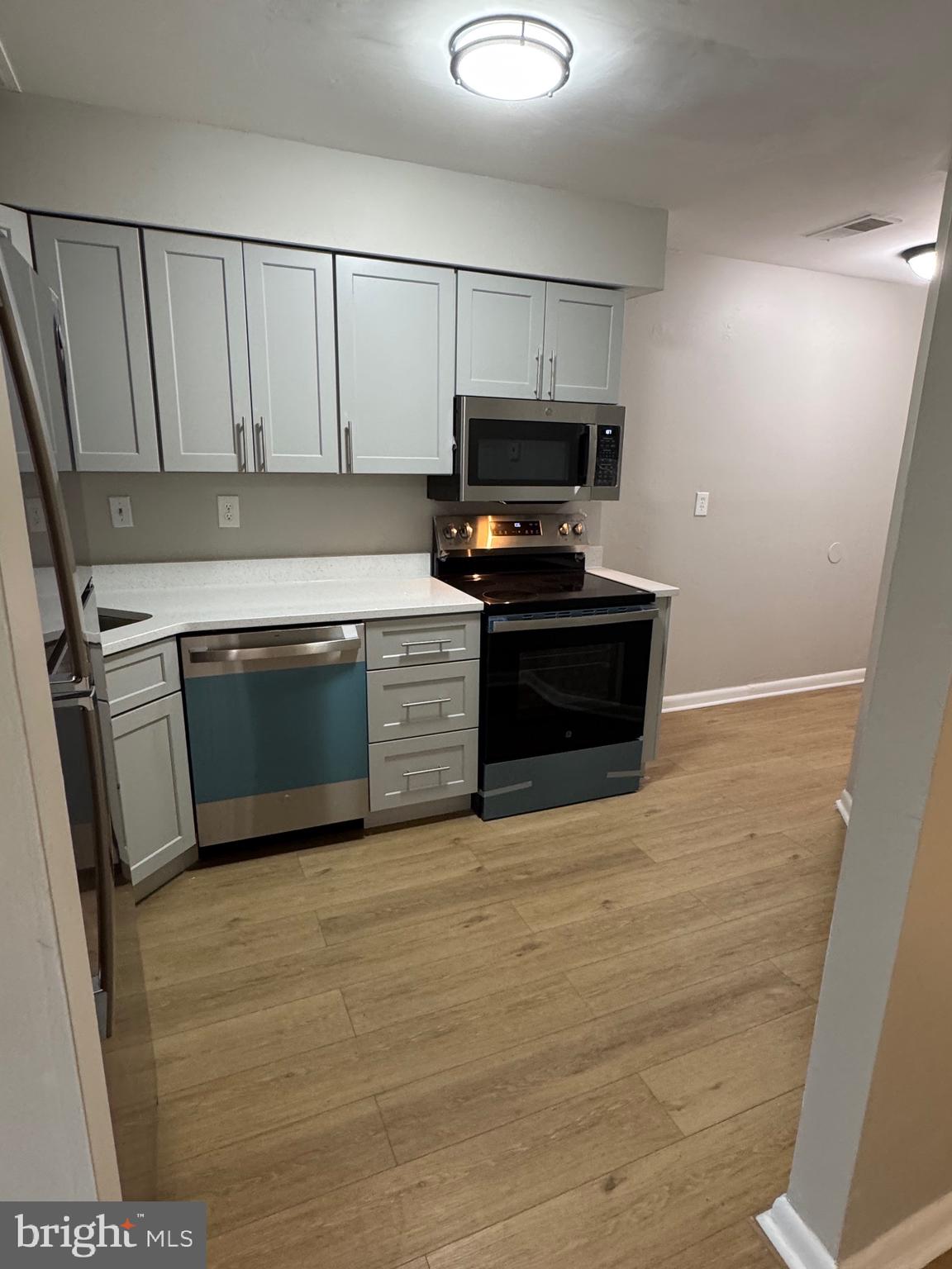 ASPEN FOREST - Residential Lease