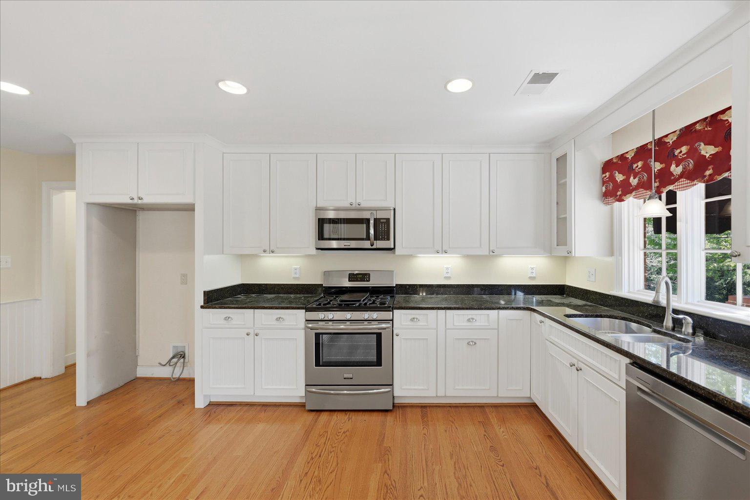 WINCHESTER - Residential