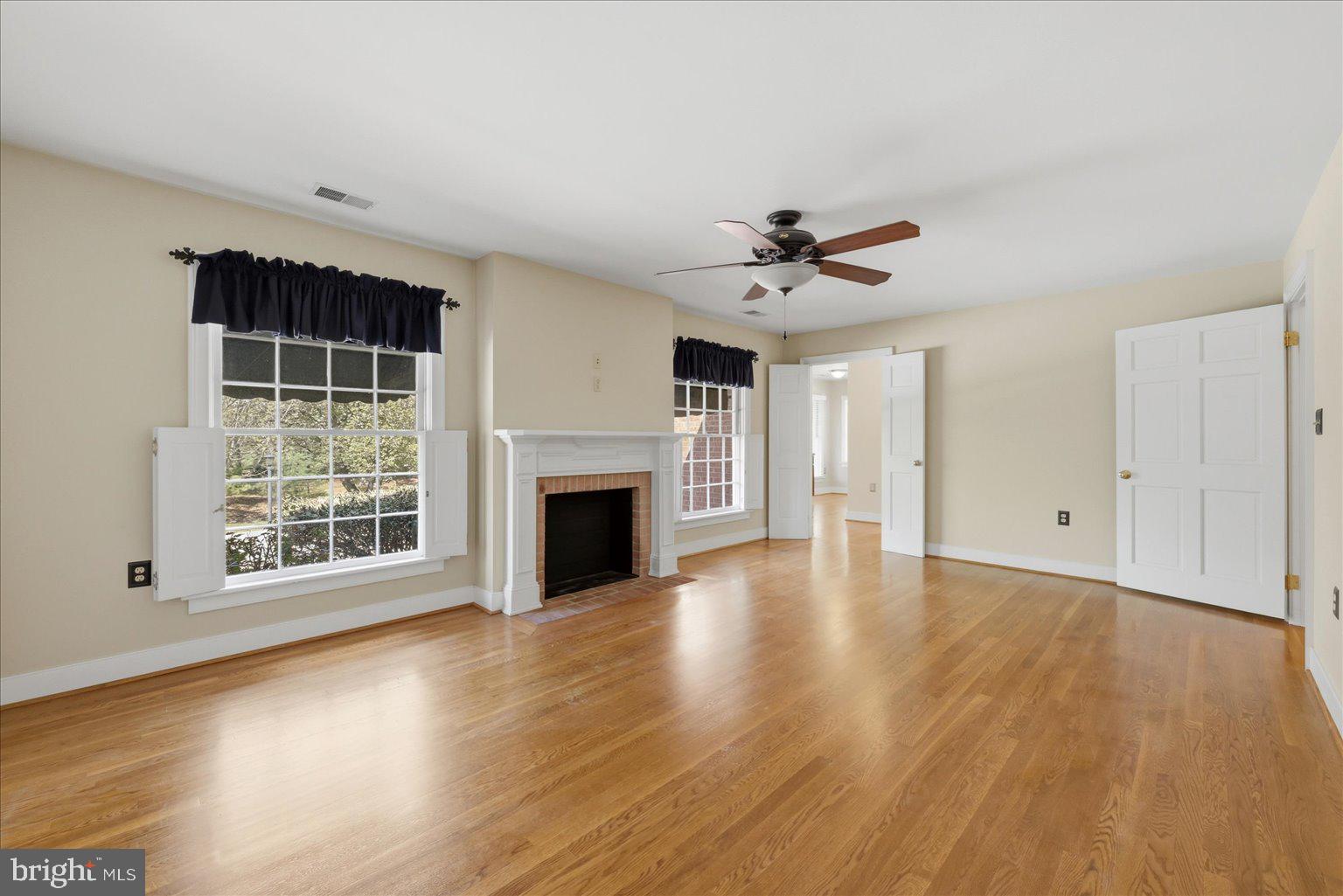 WINCHESTER - Residential