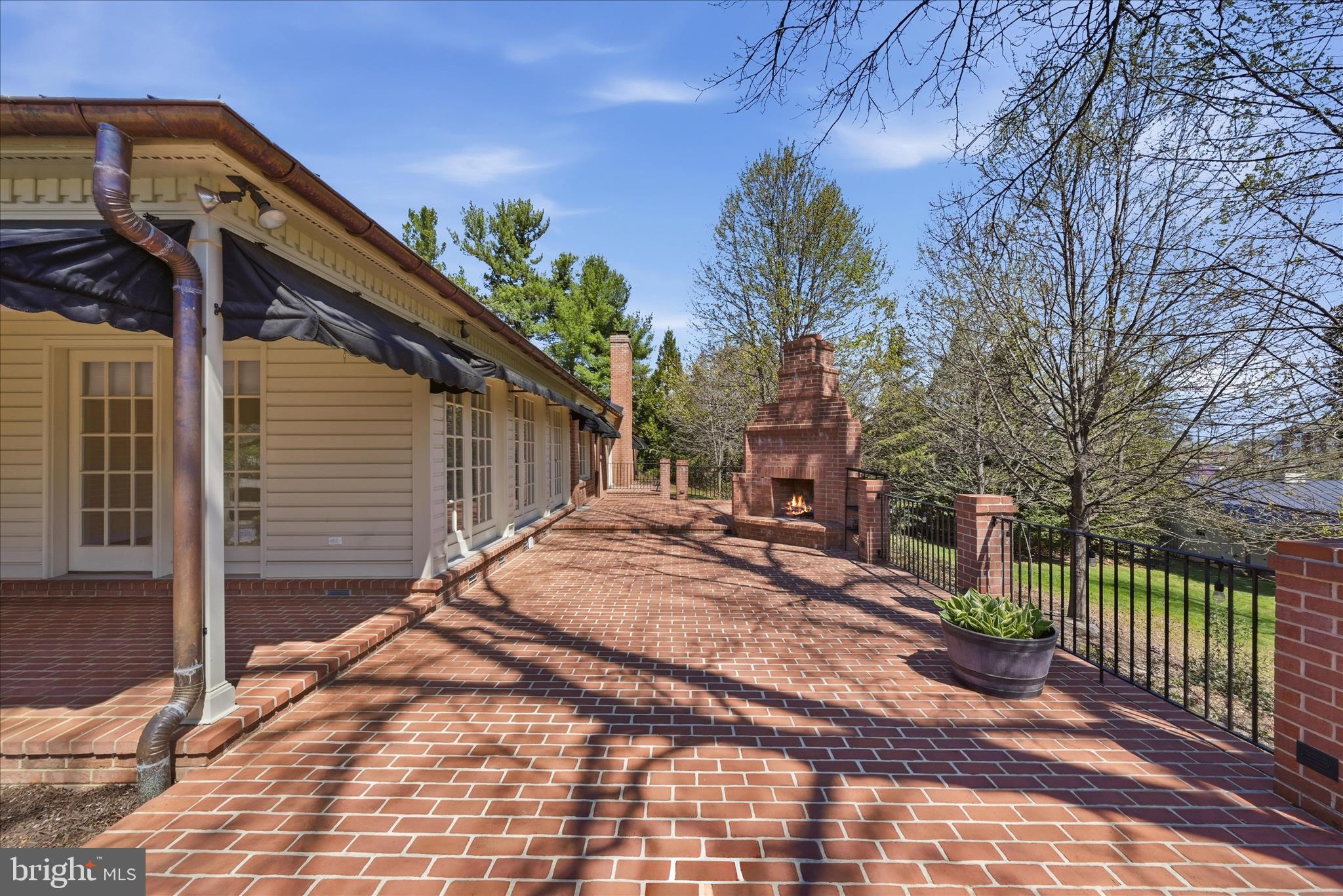 WINCHESTER - Residential