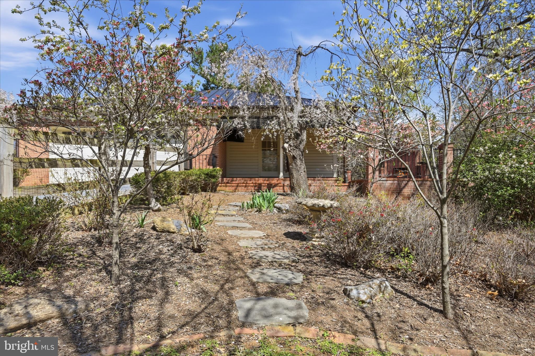 WINCHESTER - Residential