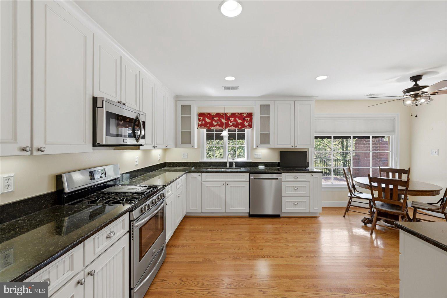 WINCHESTER - Residential