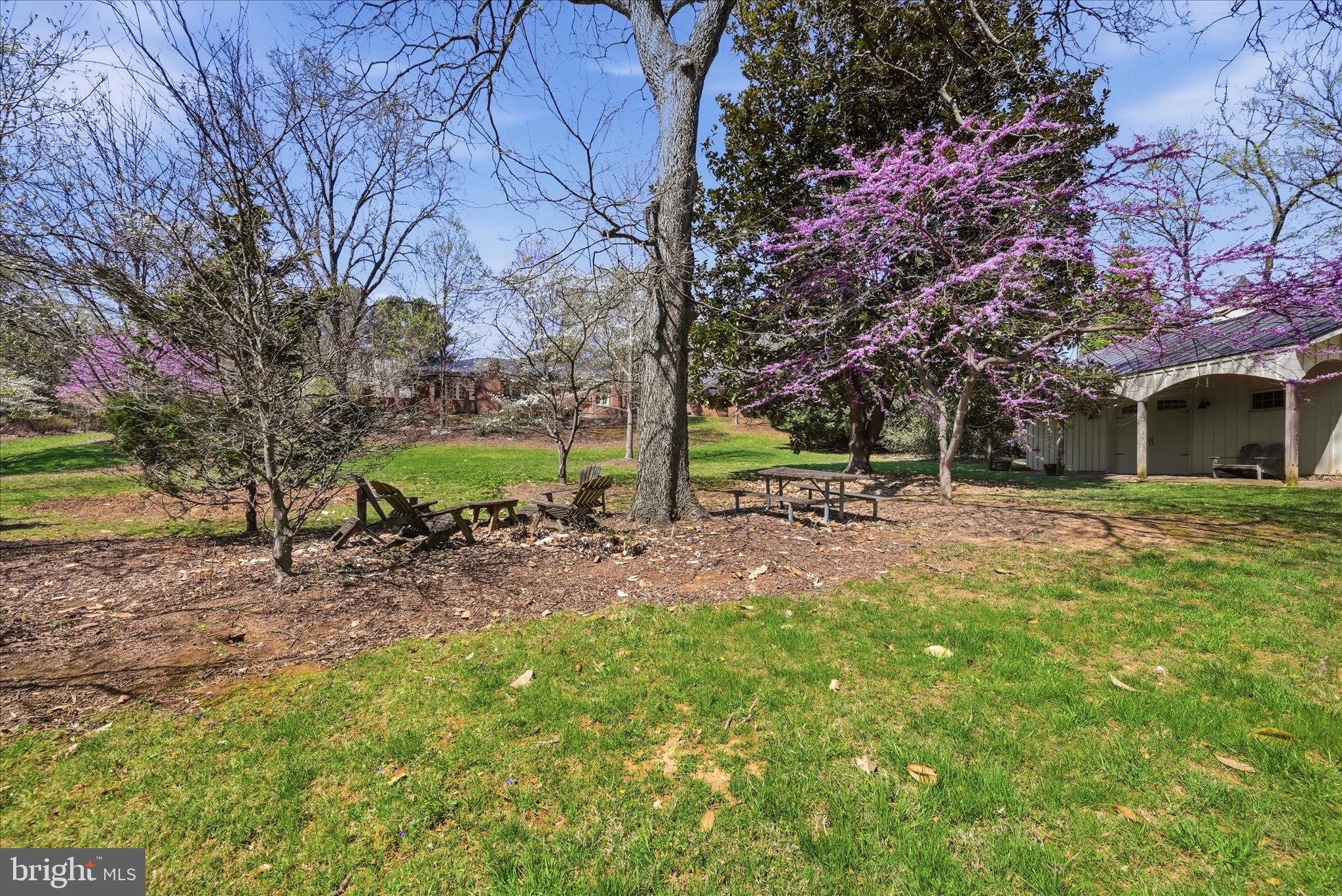 WINCHESTER - Residential