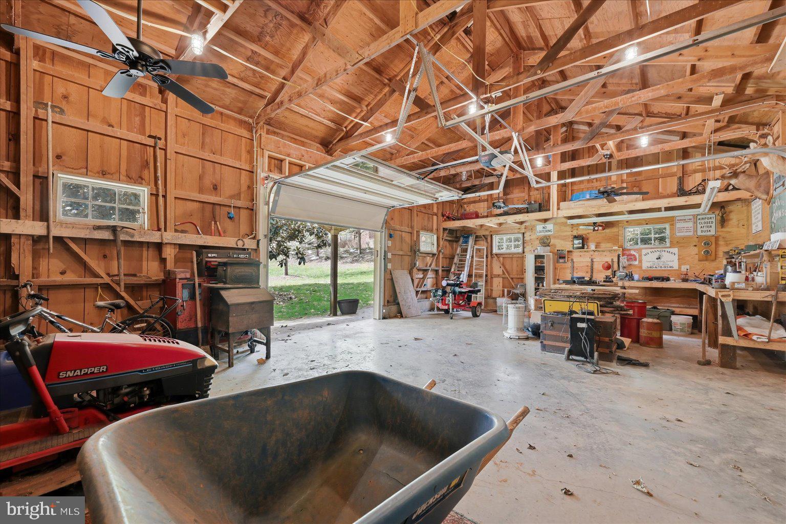 WINCHESTER - Residential