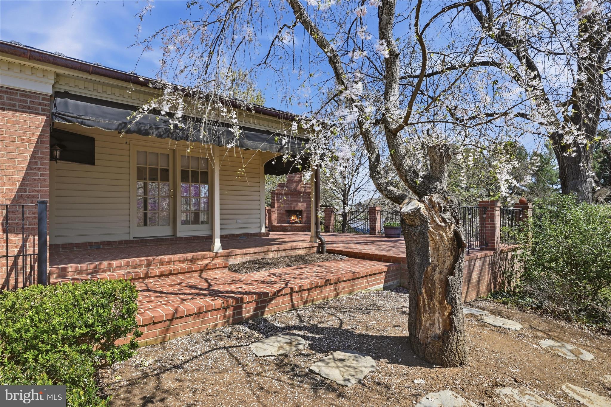 WINCHESTER - Residential