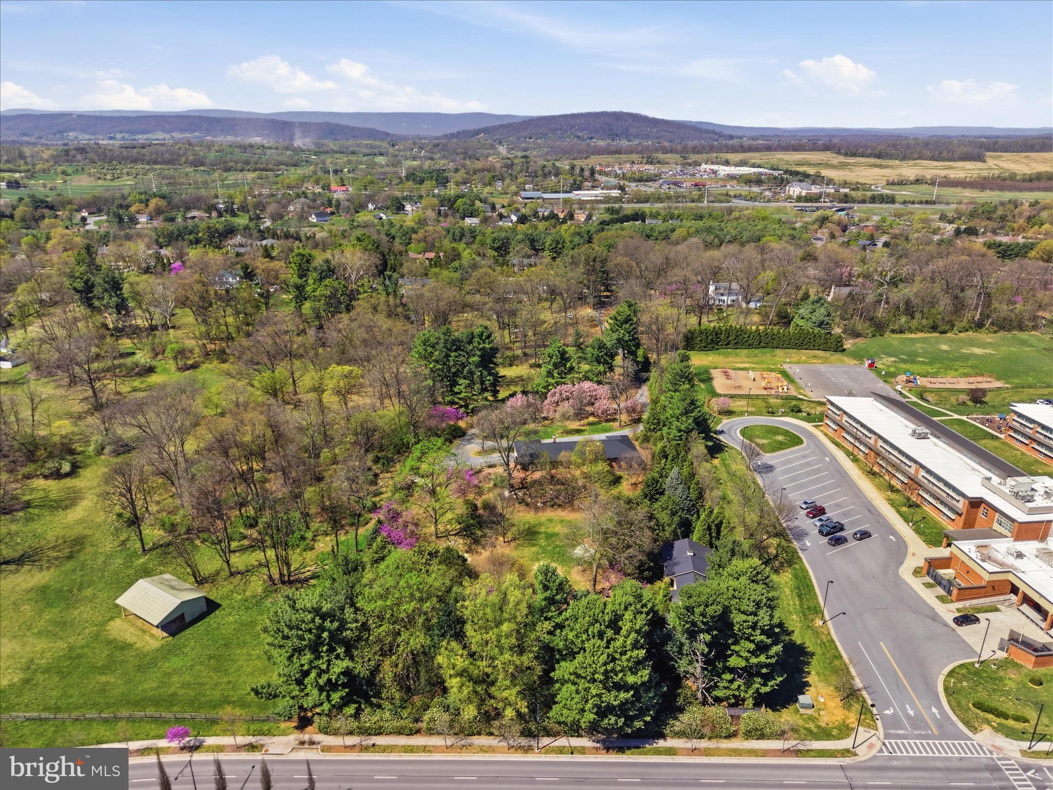 WINCHESTER - Residential