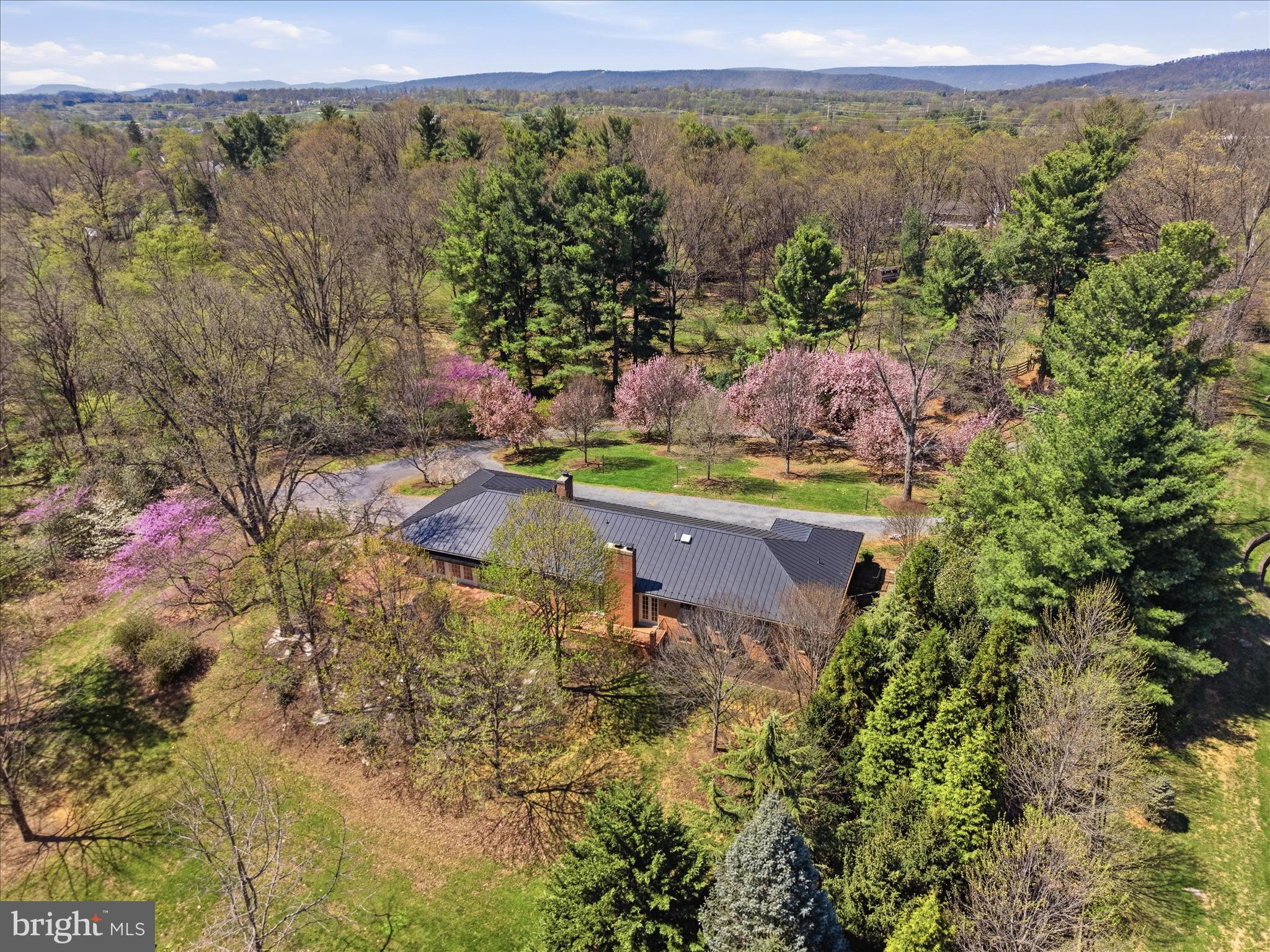 WINCHESTER - Residential