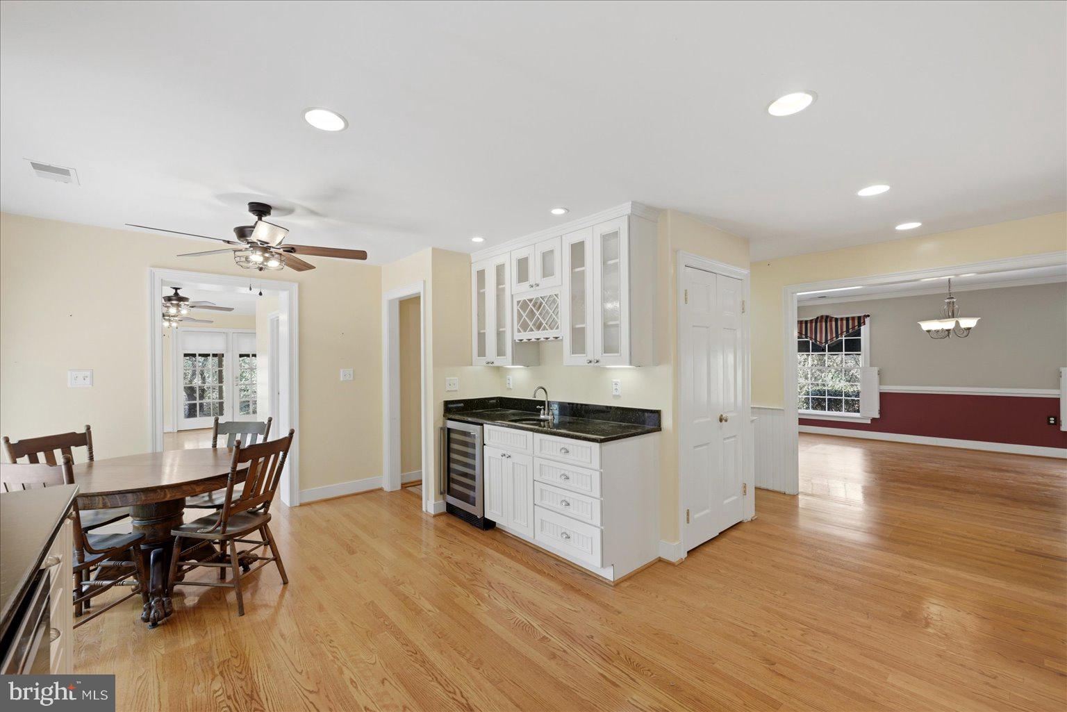 WINCHESTER - Residential