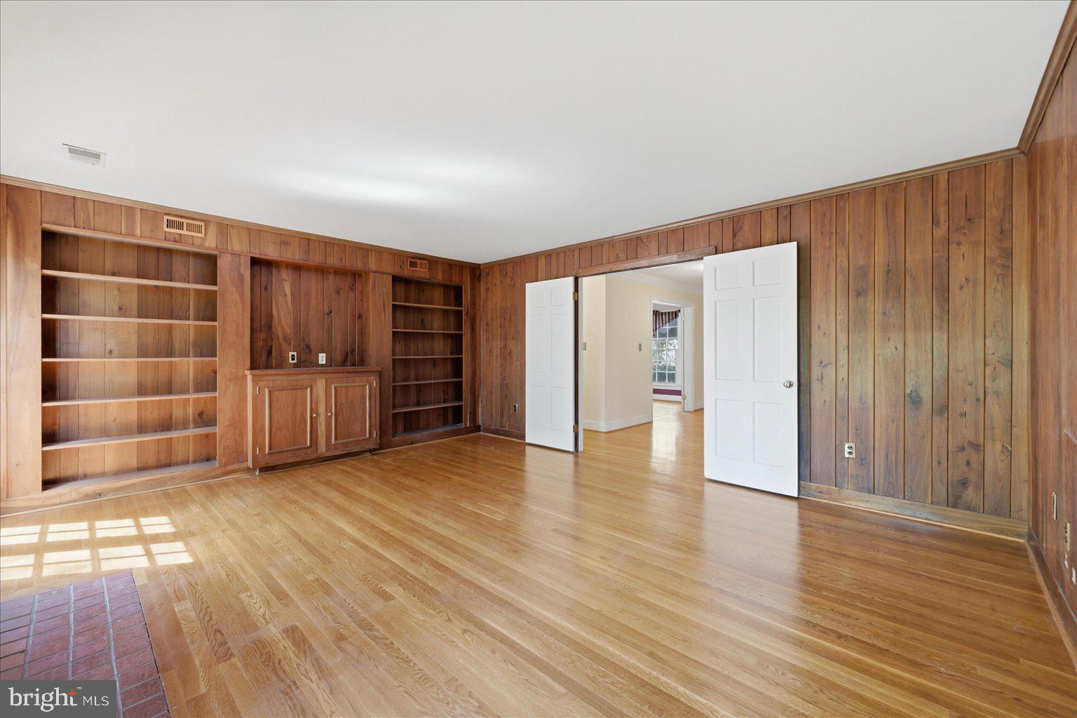 WINCHESTER - Residential