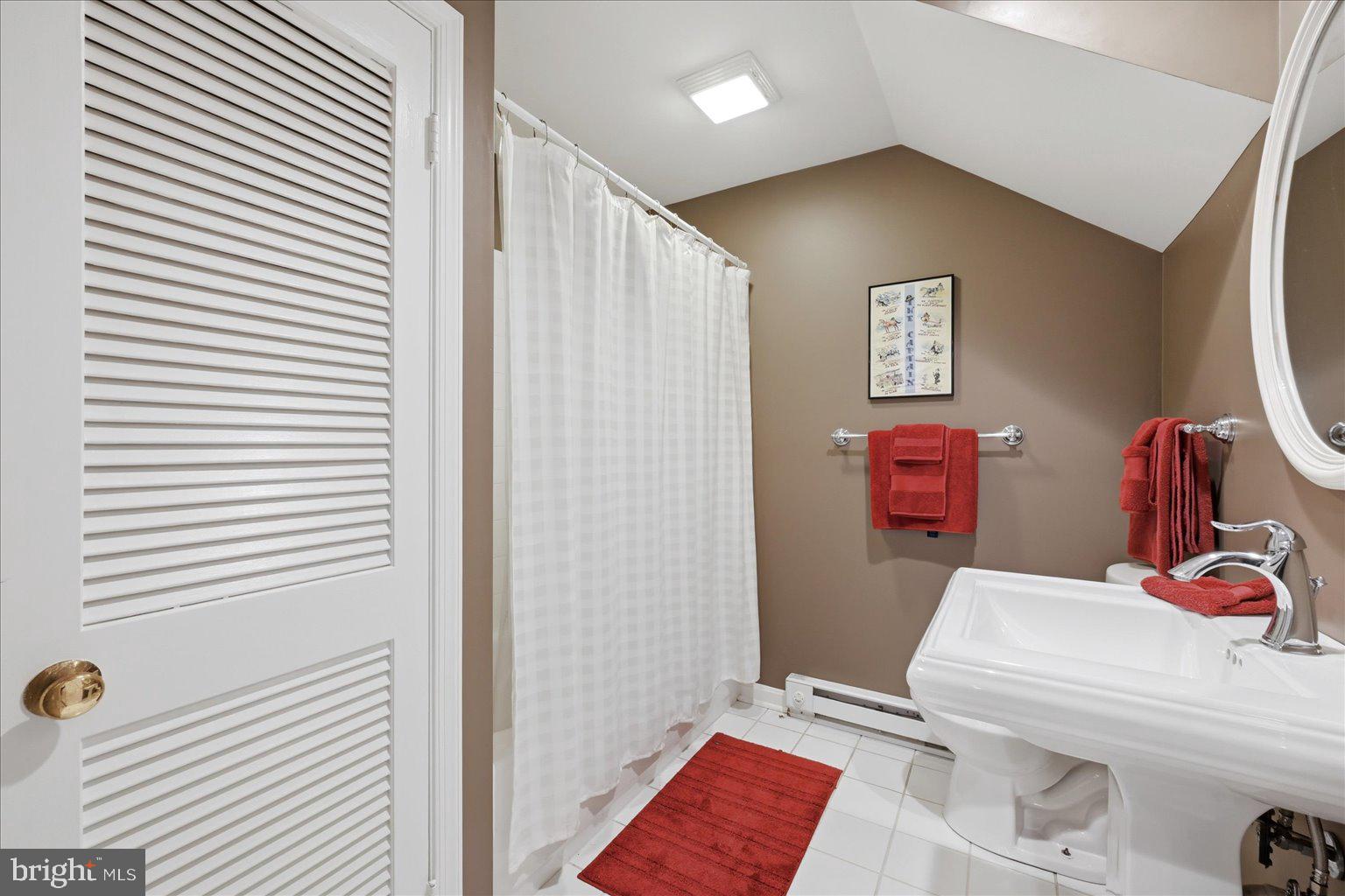 WINCHESTER - Residential