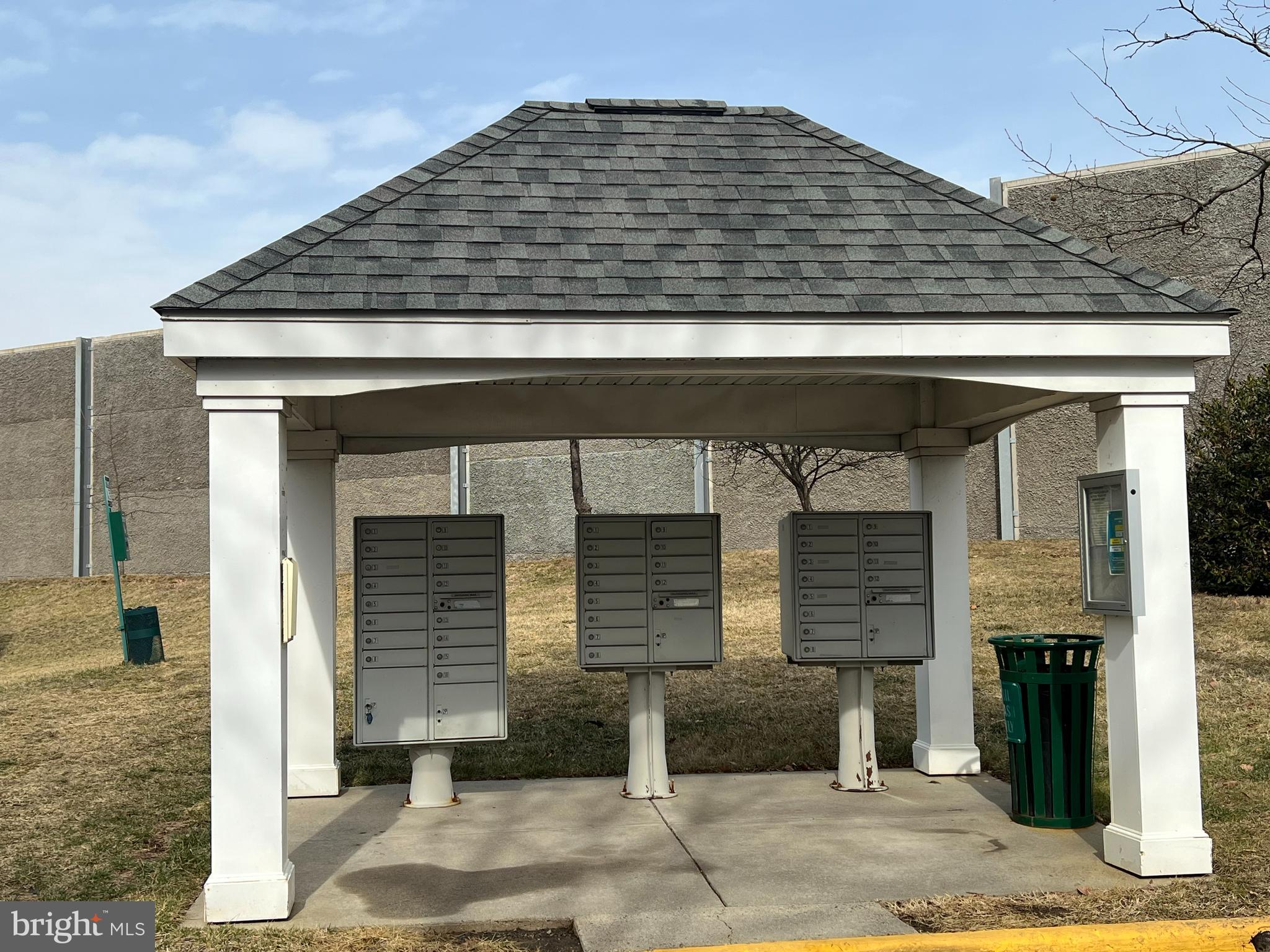 5107 TRAVIS EDWARD WAY D D