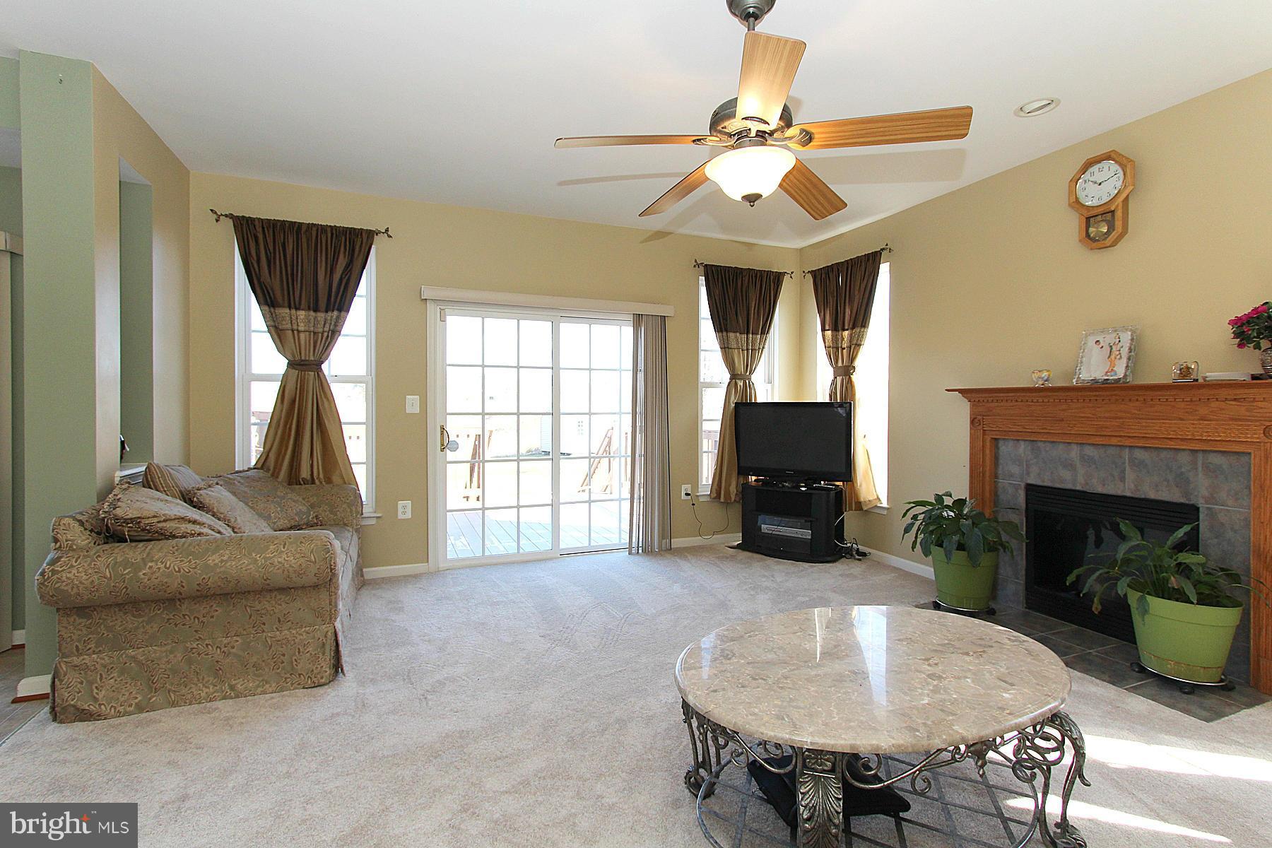 RIVER OAKS - Residential