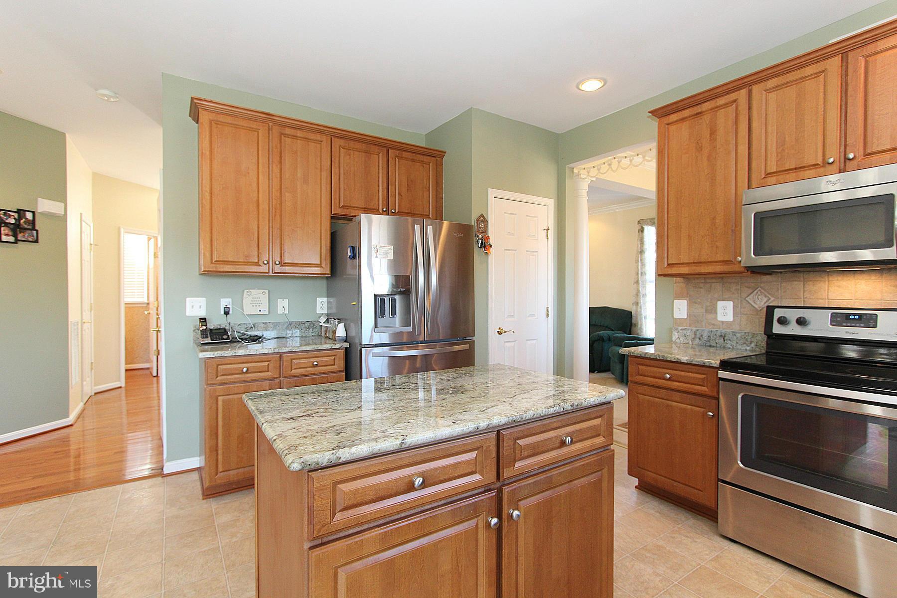 RIVER OAKS - Residential