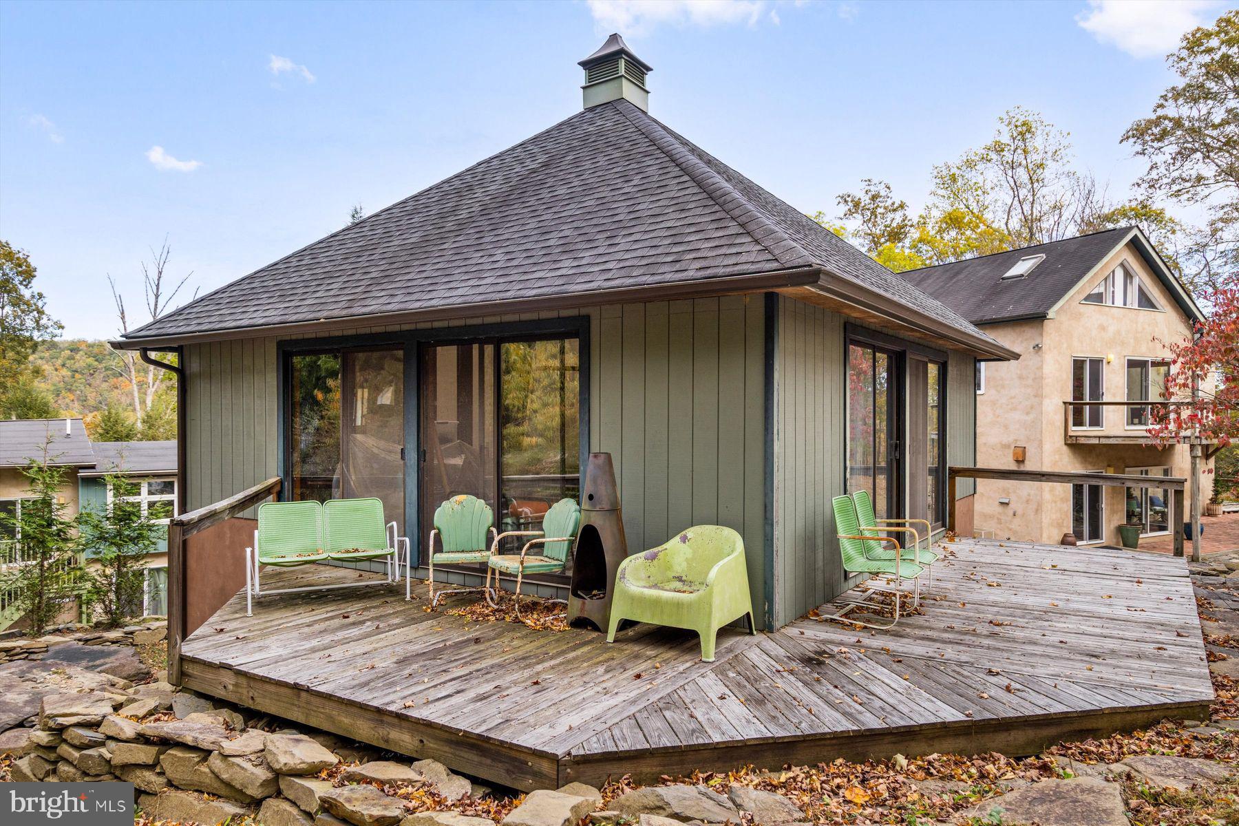 RIVERS WALK - Residential