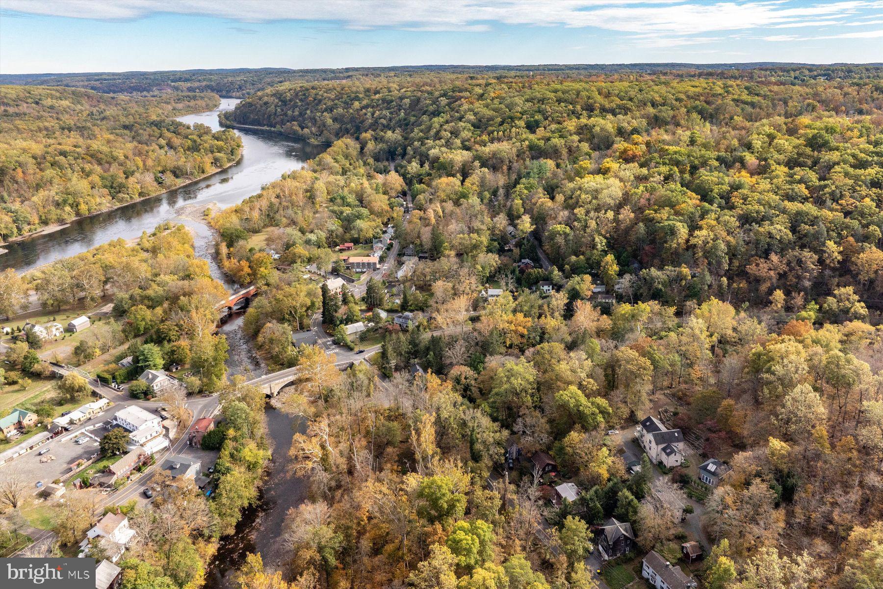 RIVERS WALK - Residential