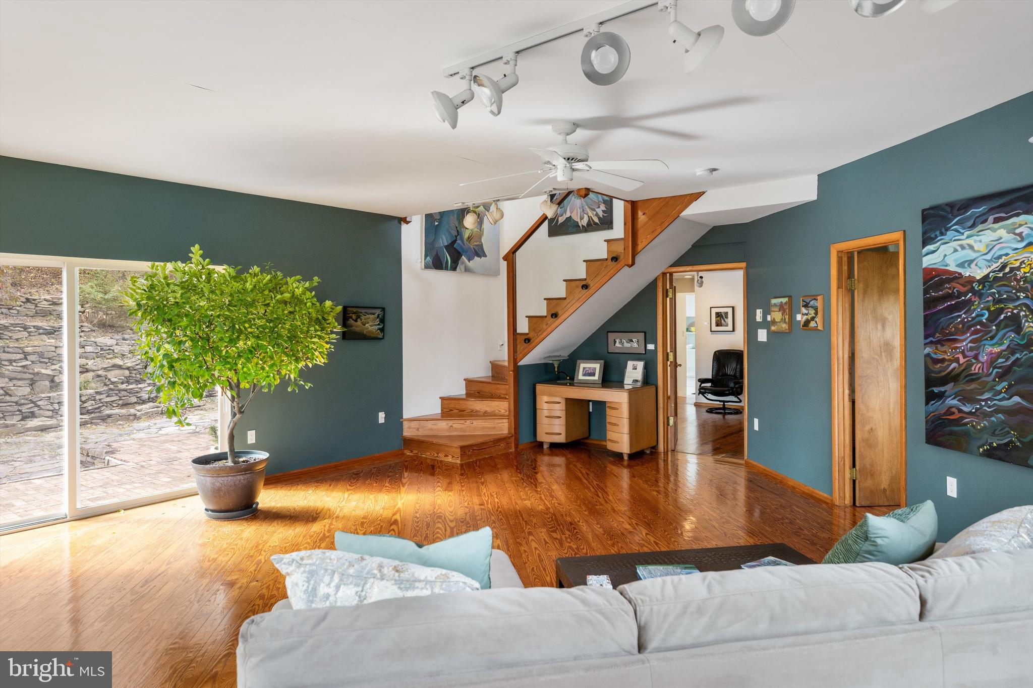 RIVERS WALK - Residential