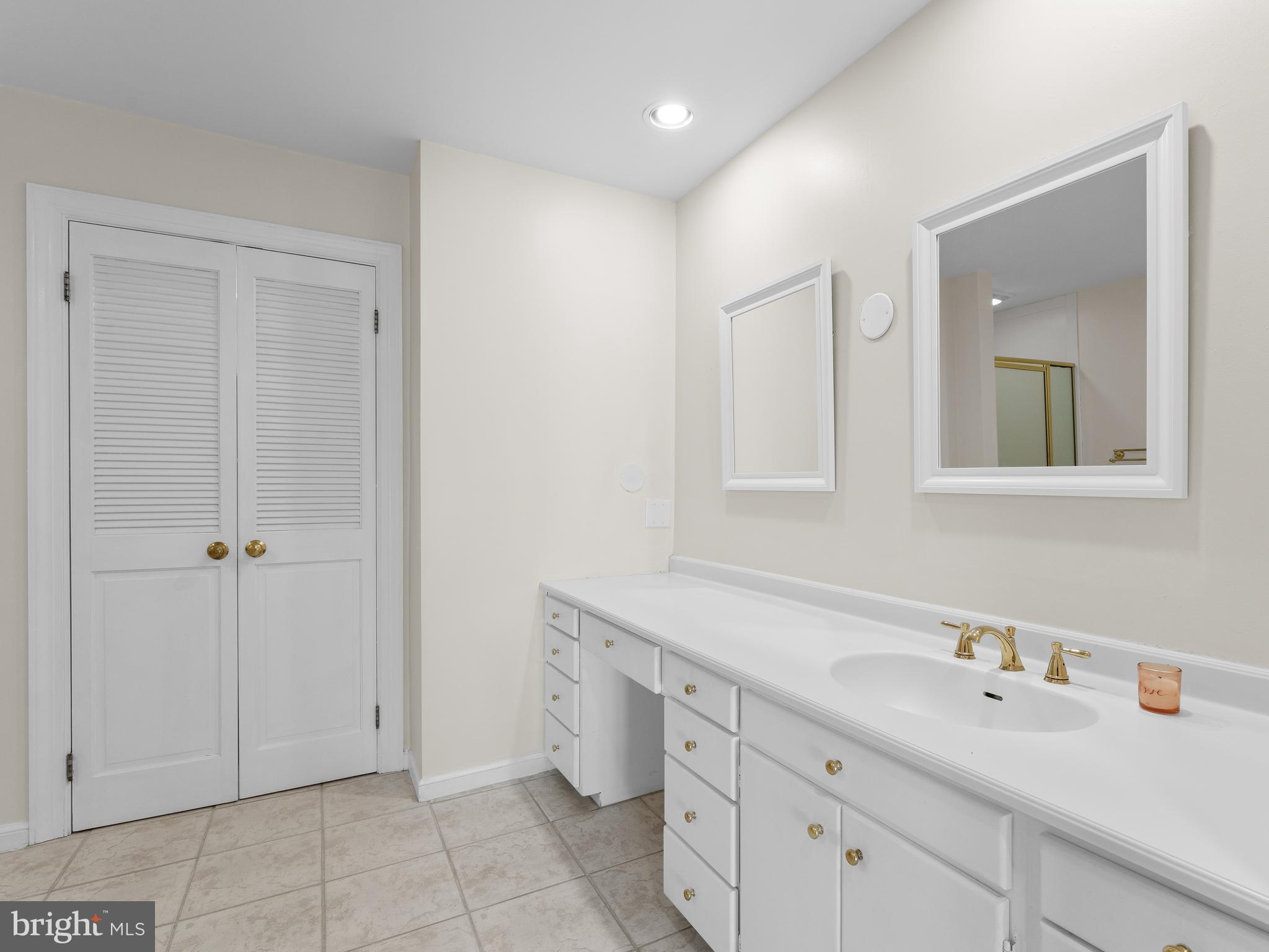 WHITPAIN FARM - Residential