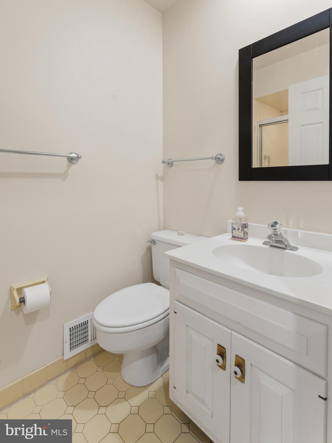 WHITPAIN FARM - Residential