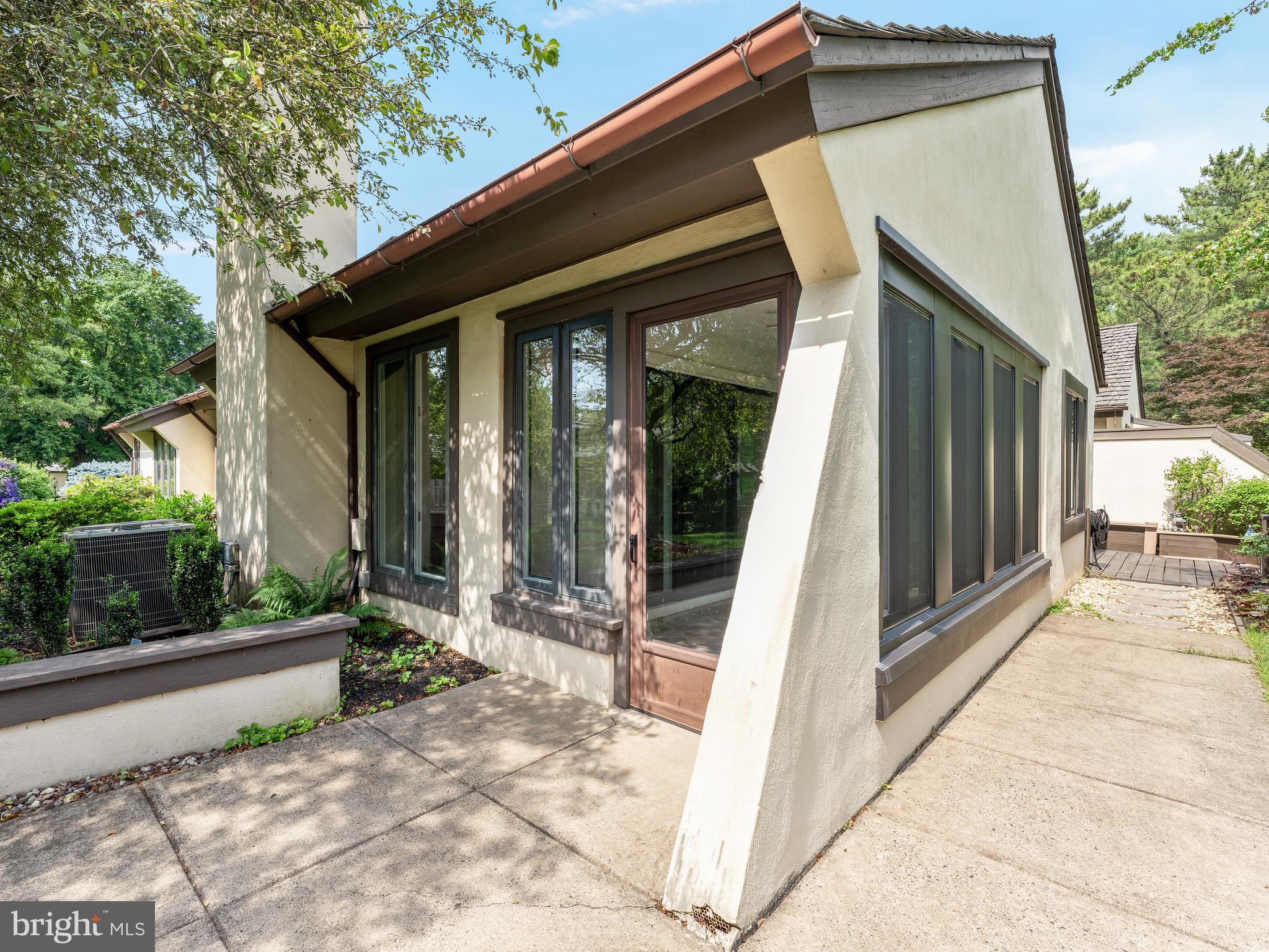 WHITPAIN FARM - Residential