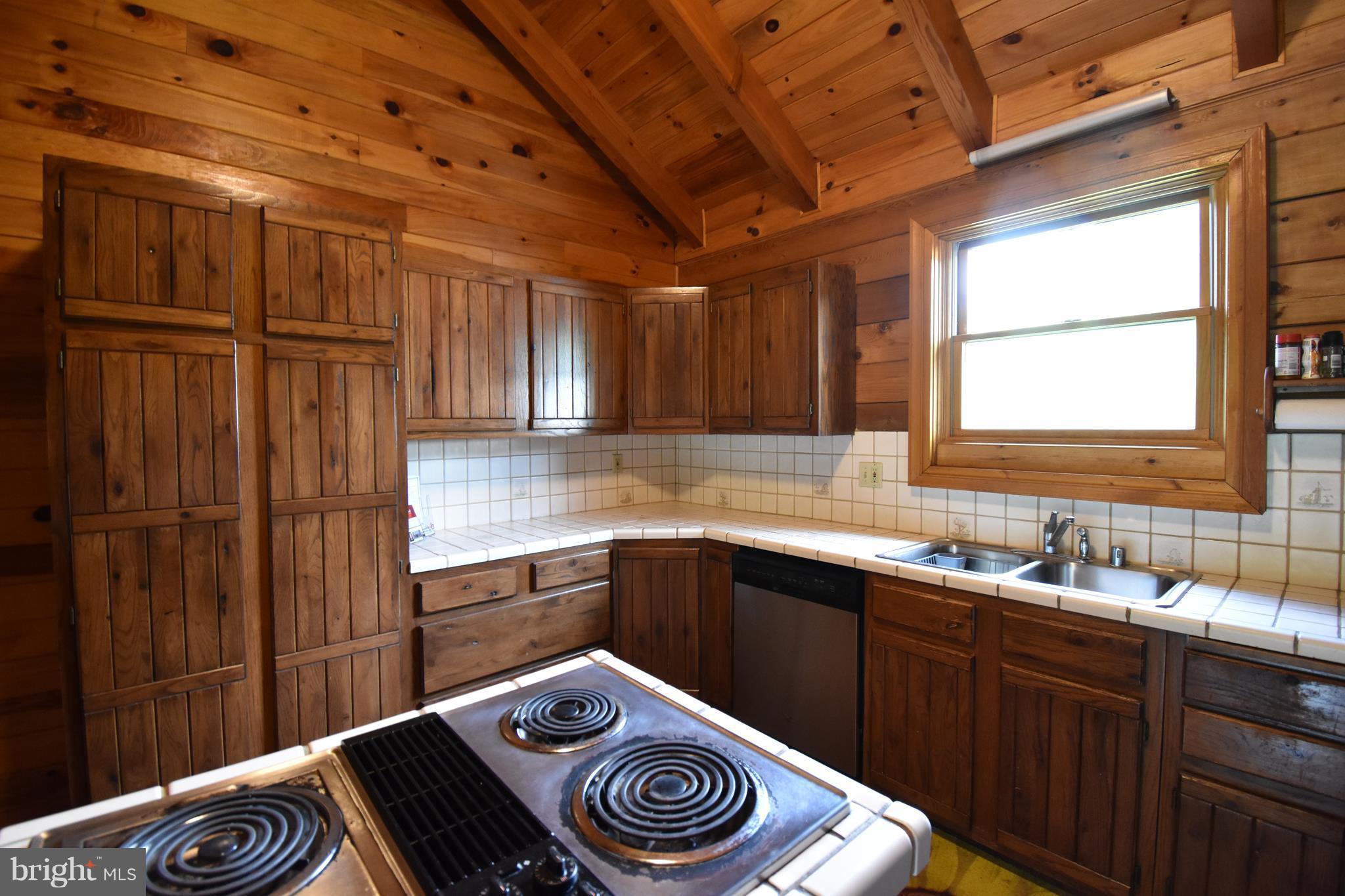 LUTHERVILLE - Residential