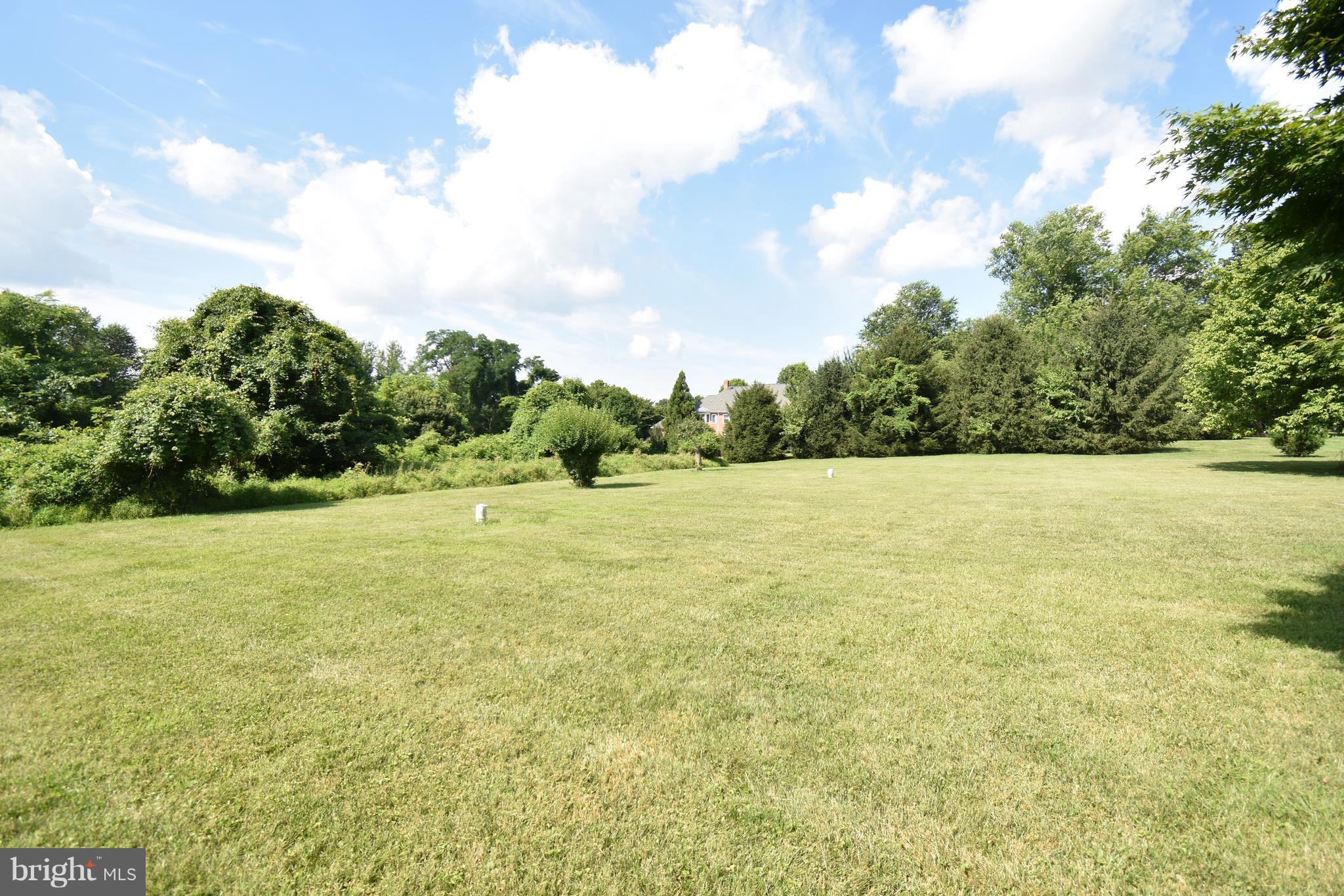 LUTHERVILLE - Residential