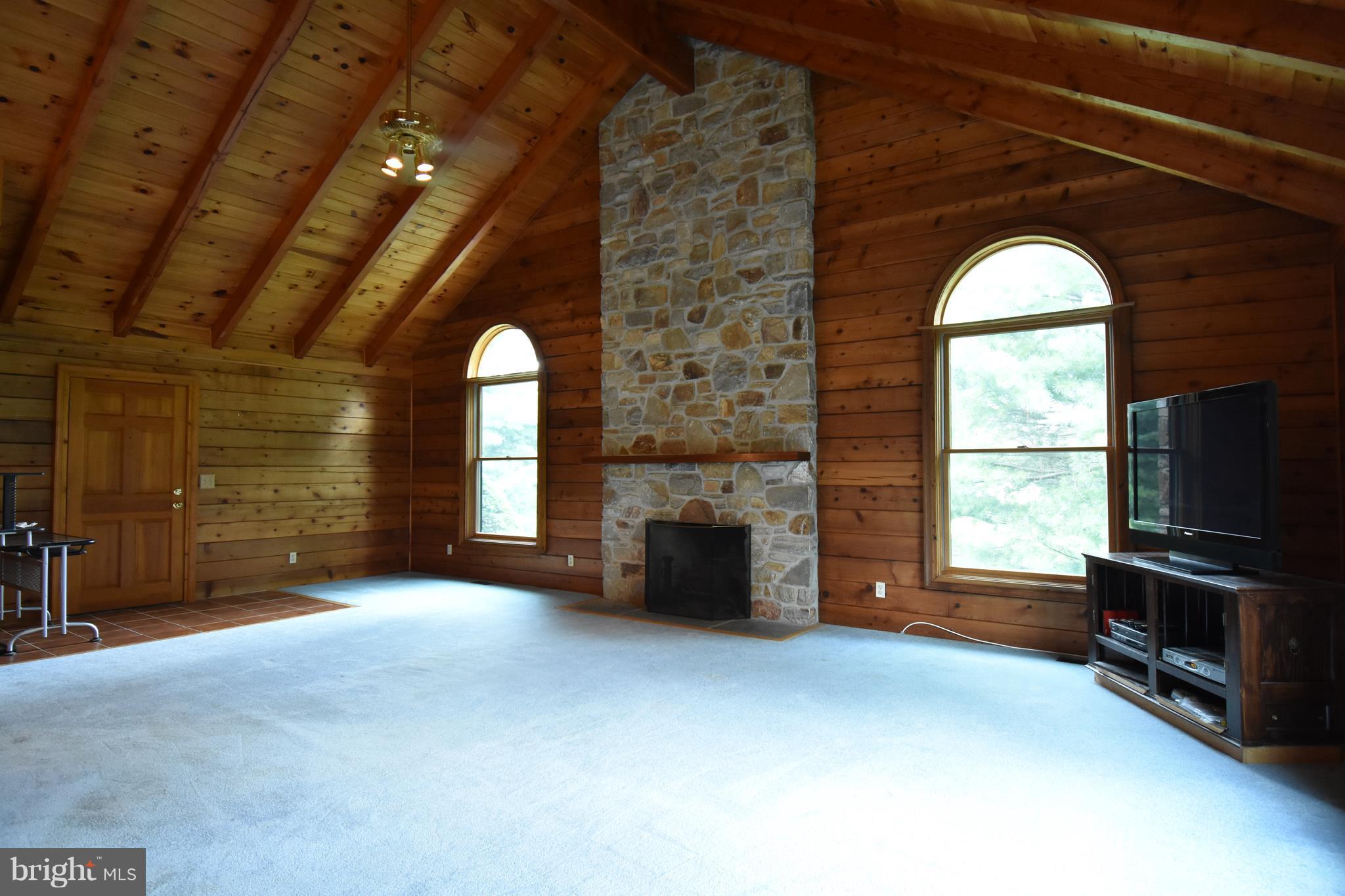 LUTHERVILLE - Residential