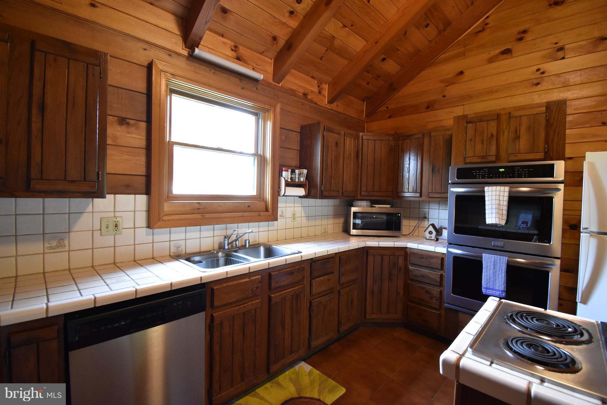 LUTHERVILLE - Residential