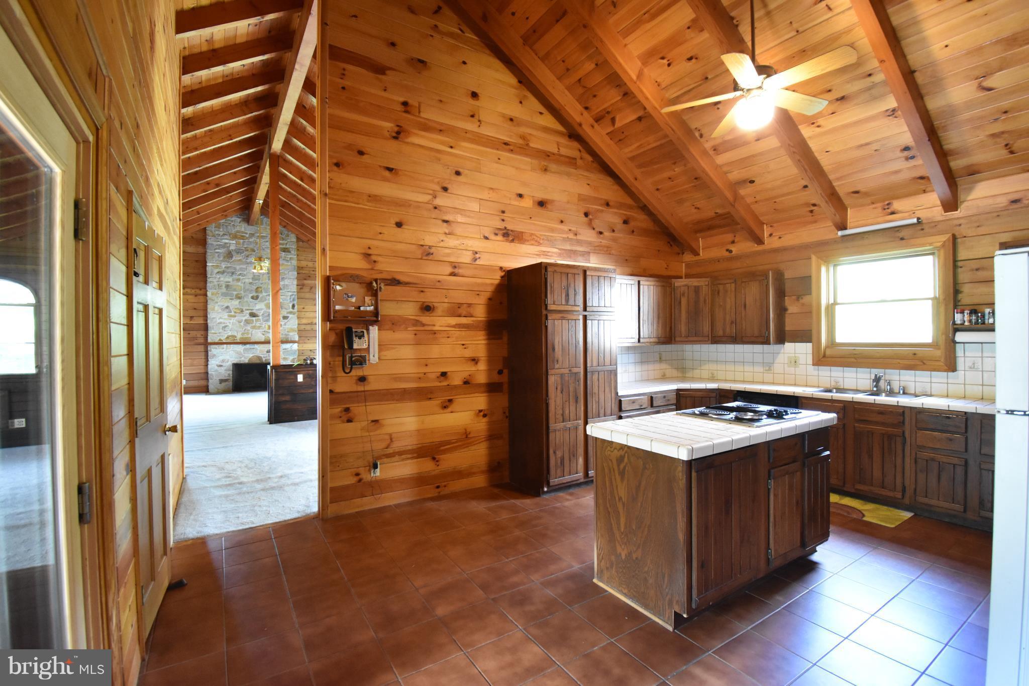 LUTHERVILLE - Residential