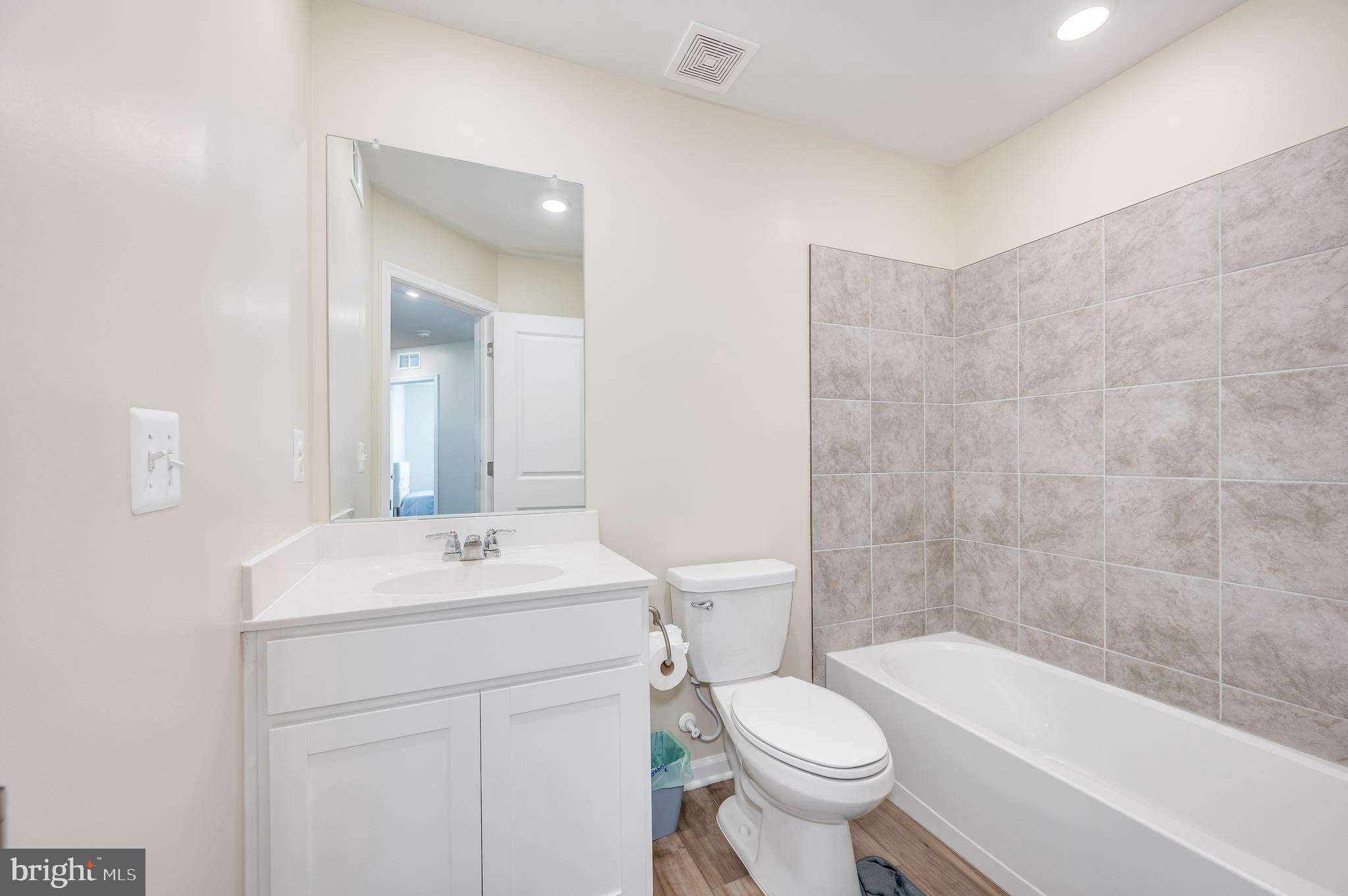 SHENANDOAH SPRINGS - Residential Lease