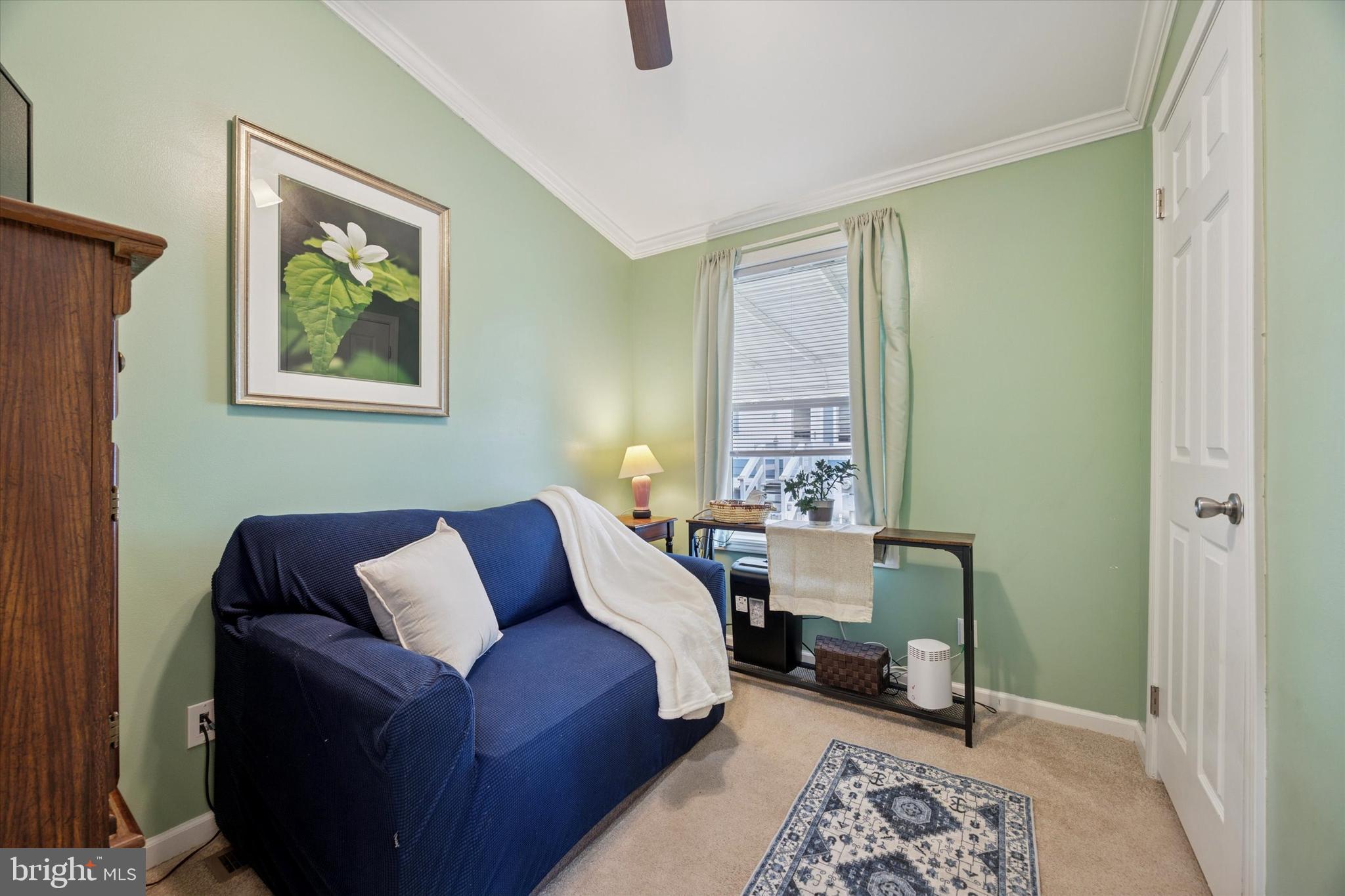 VILLAGE GREEN - Residential