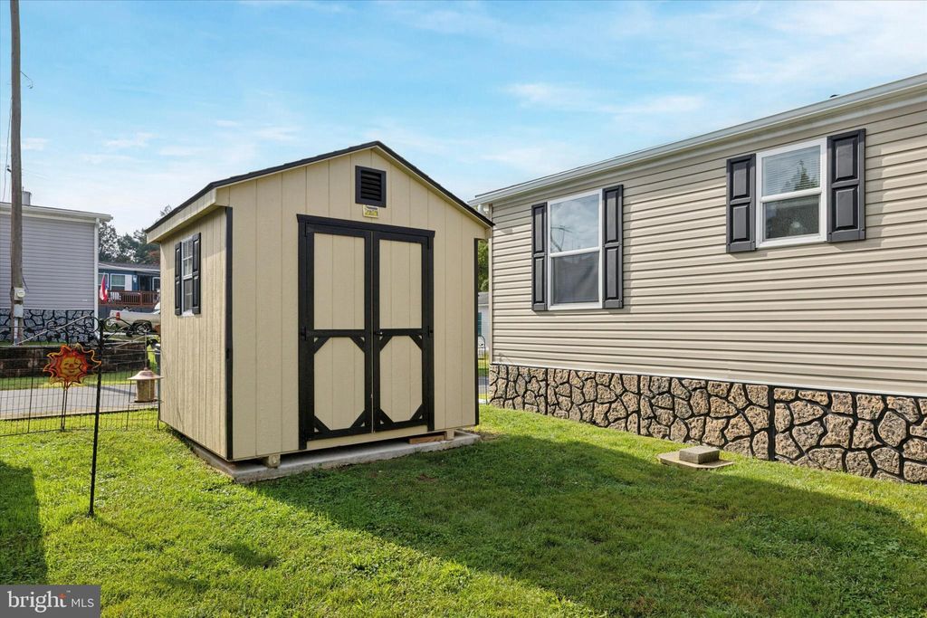 Photo of 8 Travelo Lane, MEDIA, PA 19063 (MLS # PADE2101058)