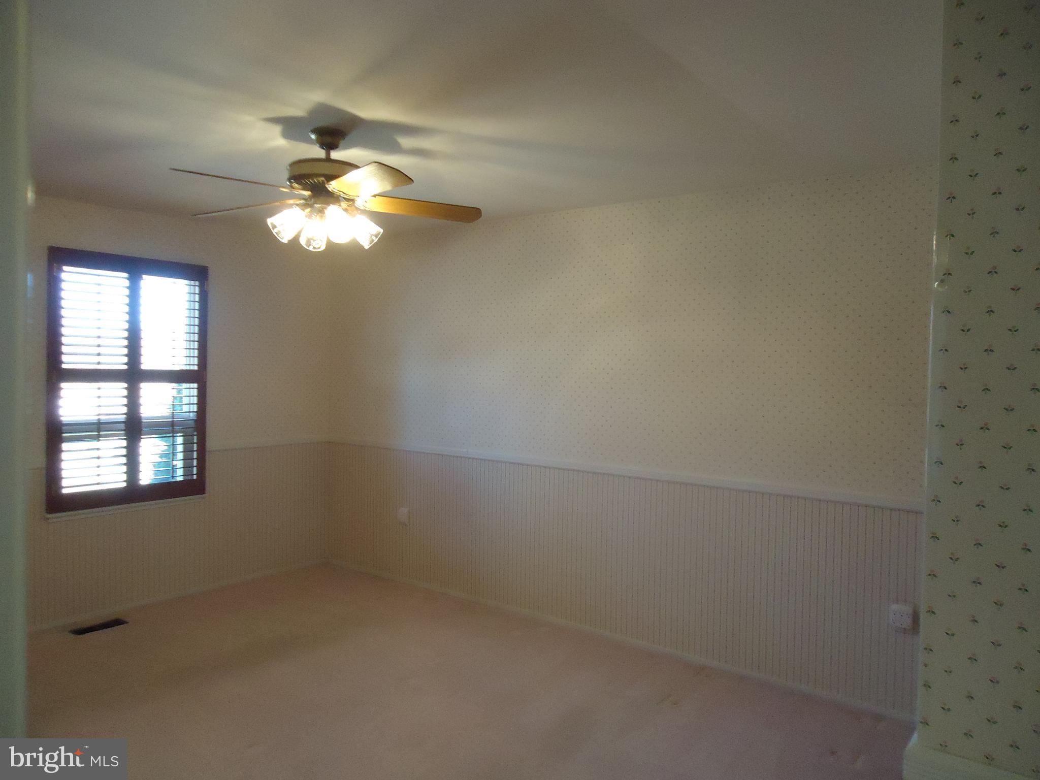 TYSONS WOODS - Residential Lease