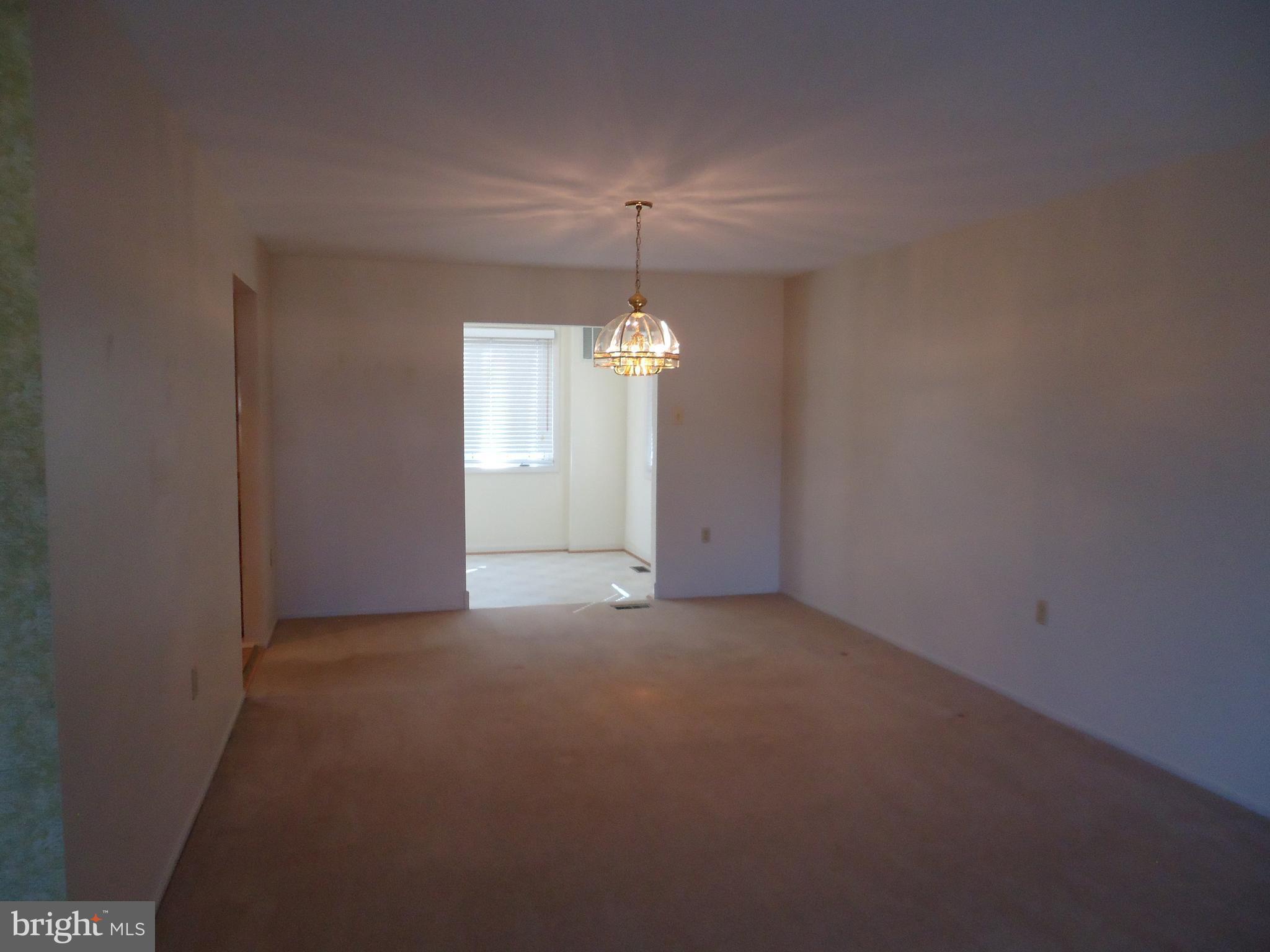 TYSONS WOODS - Residential Lease