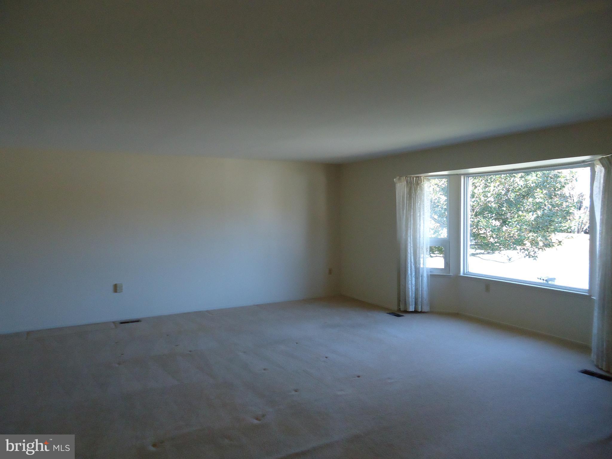 TYSONS WOODS - Residential Lease