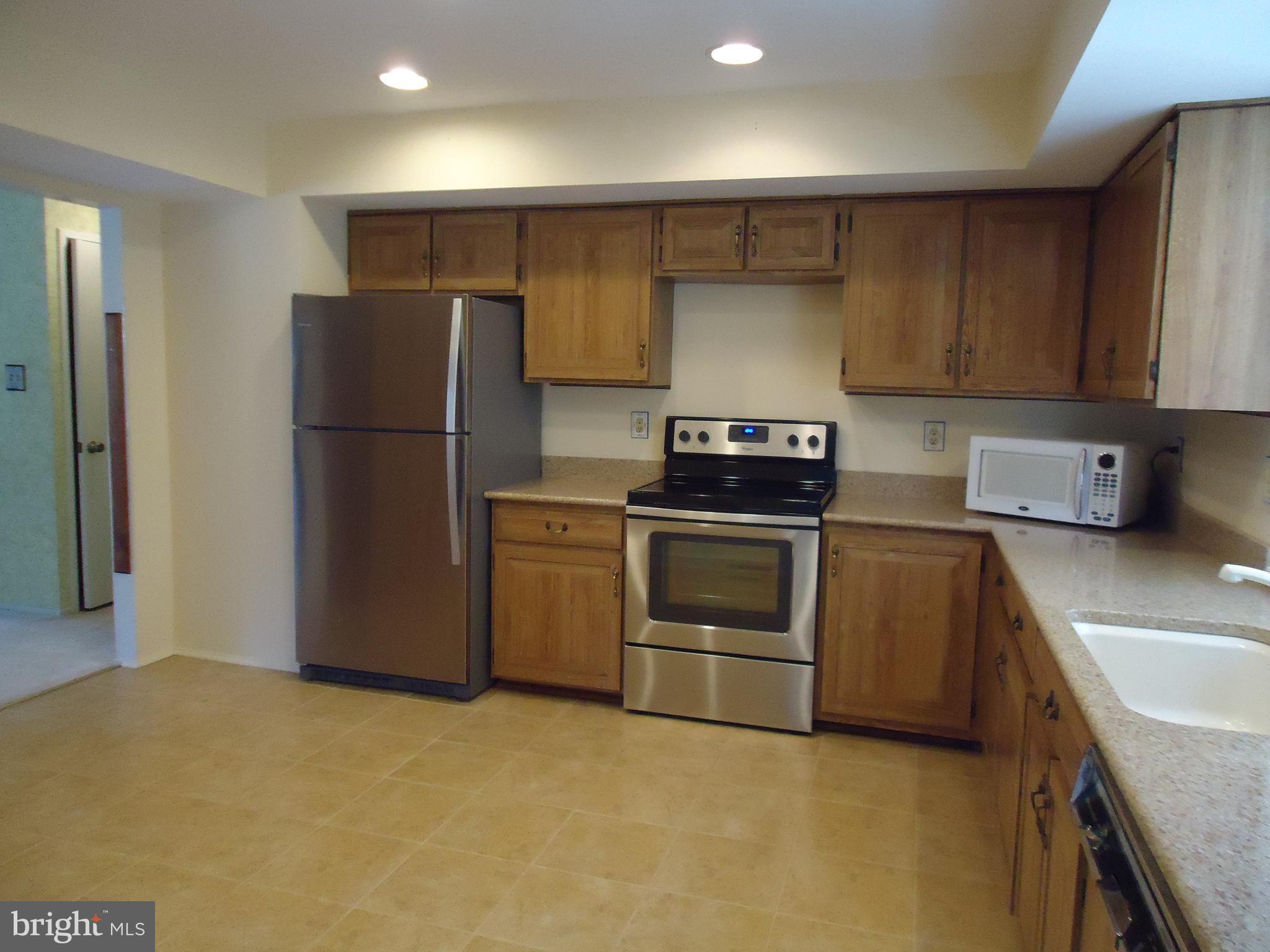 TYSONS WOODS - Residential Lease