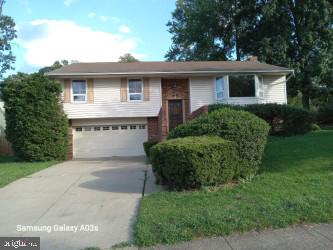 TYSONS WOODS - Residential Lease