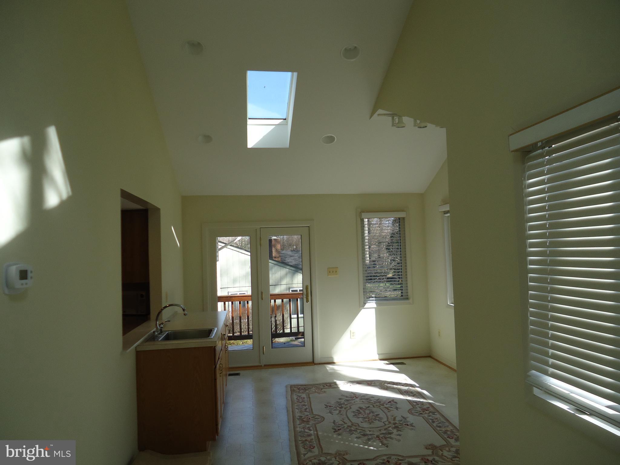 TYSONS WOODS - Residential Lease