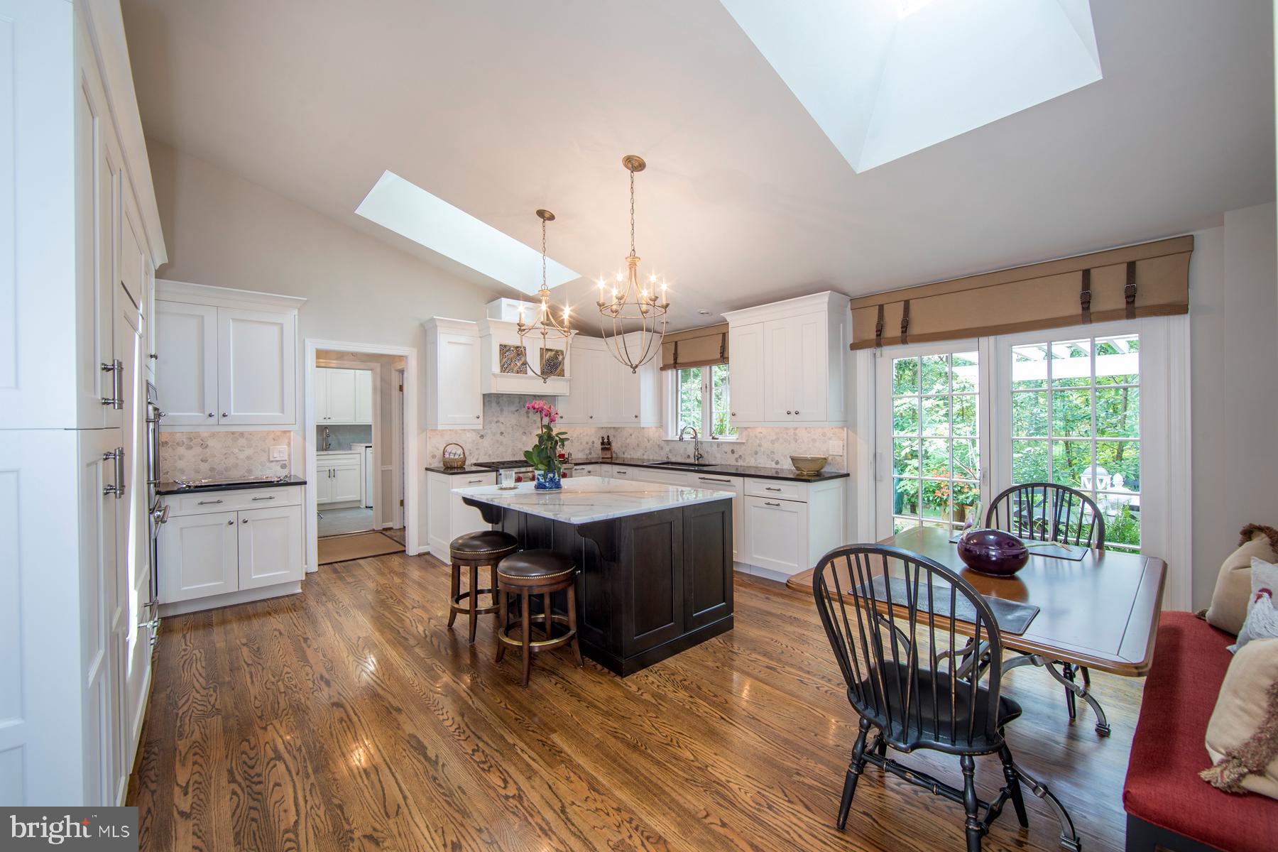 RADNOR HUNT - Residential