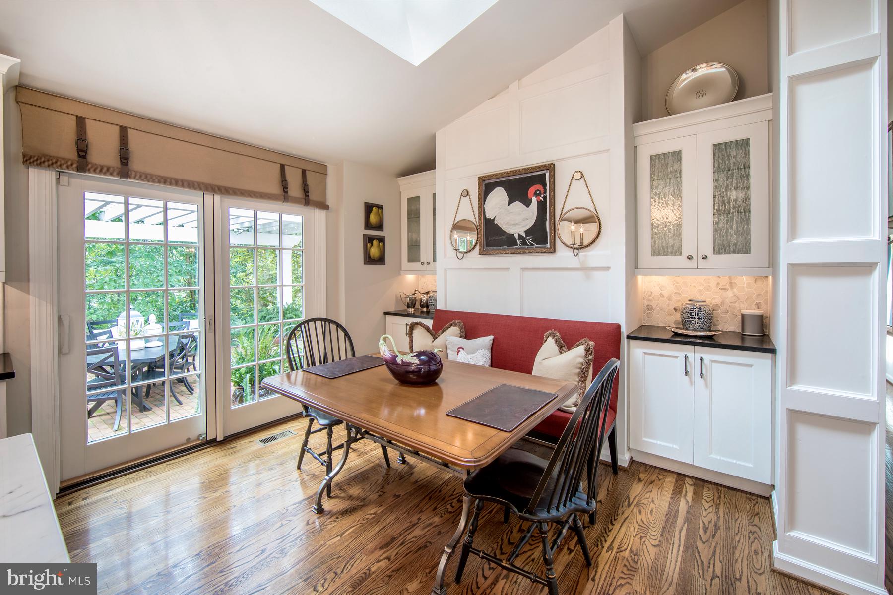 RADNOR HUNT - Residential