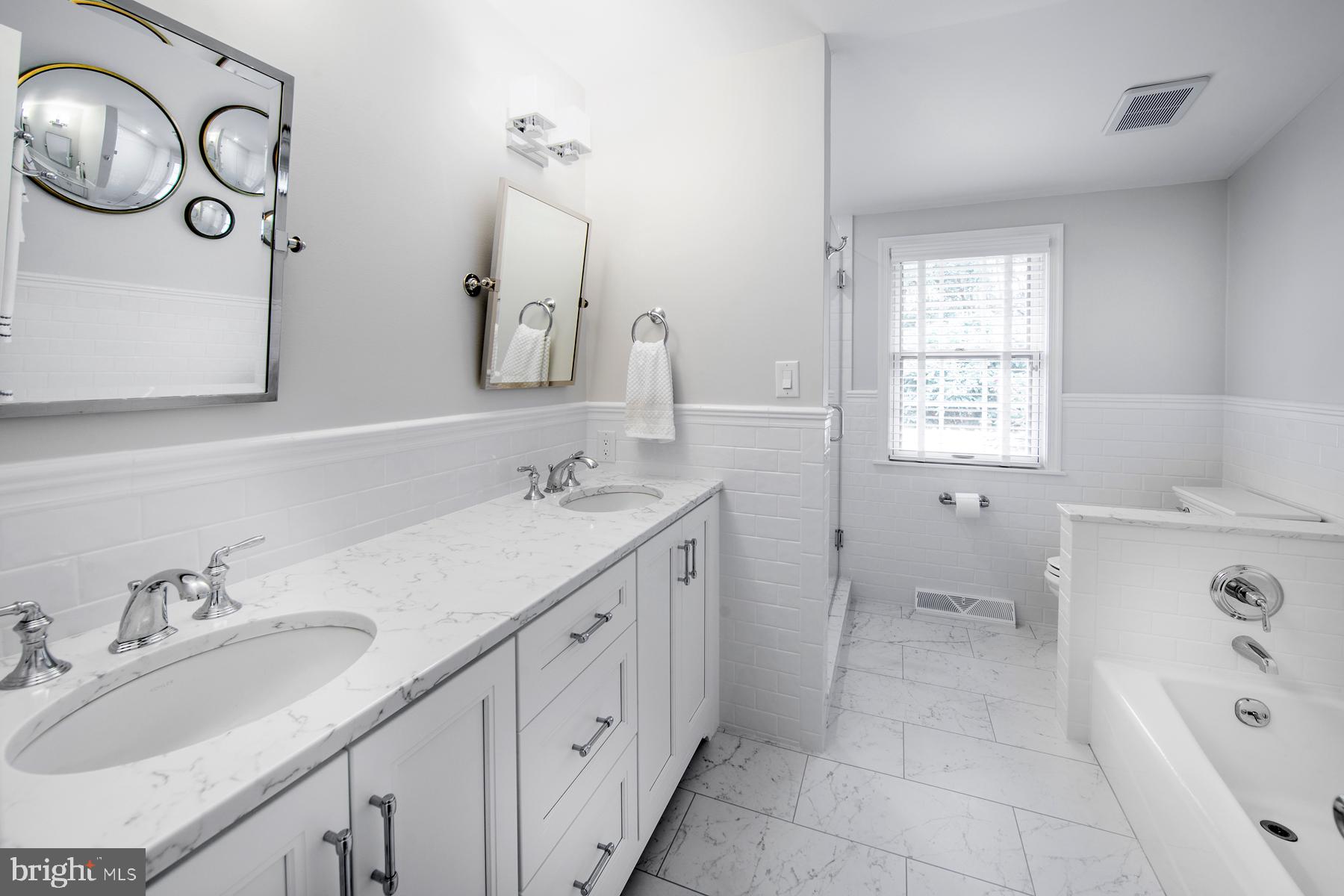 RADNOR HUNT - Residential