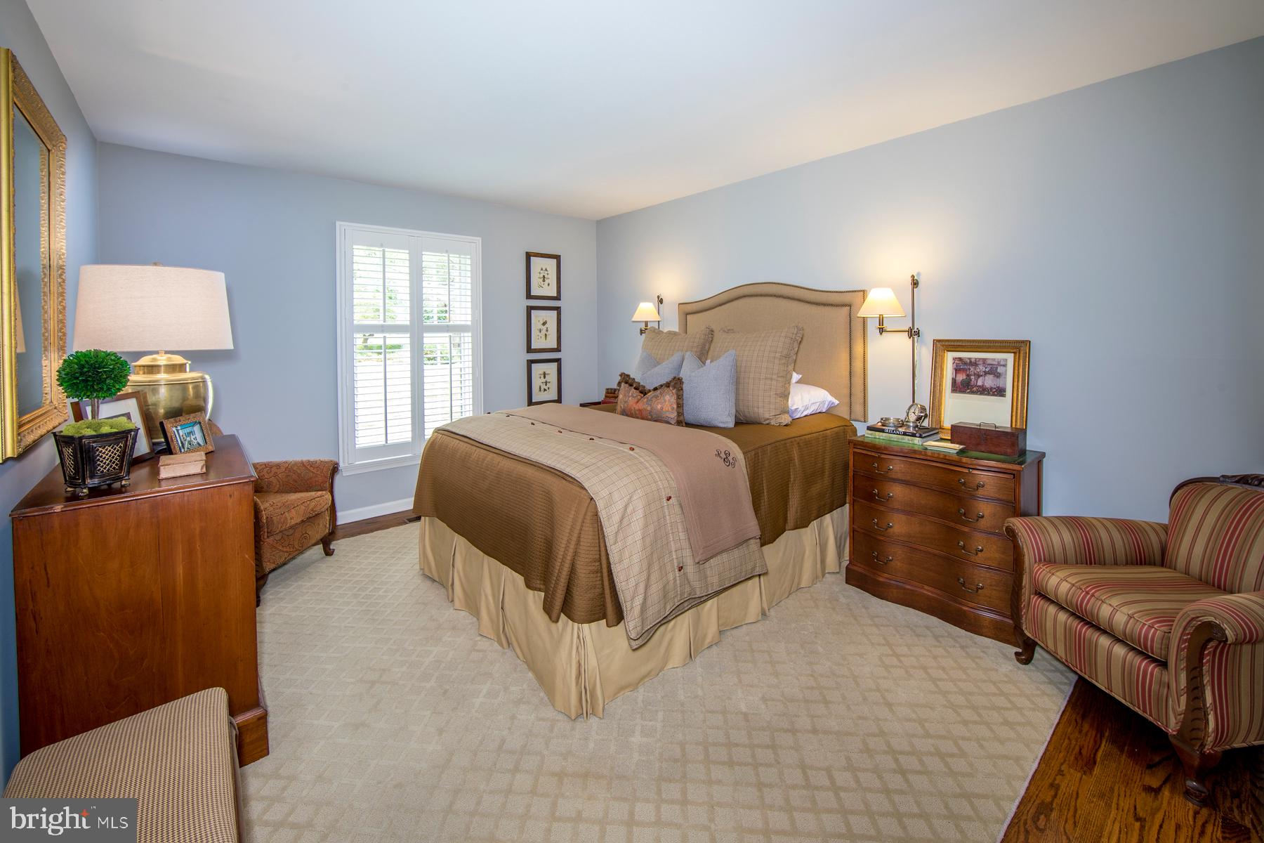 RADNOR HUNT - Residential