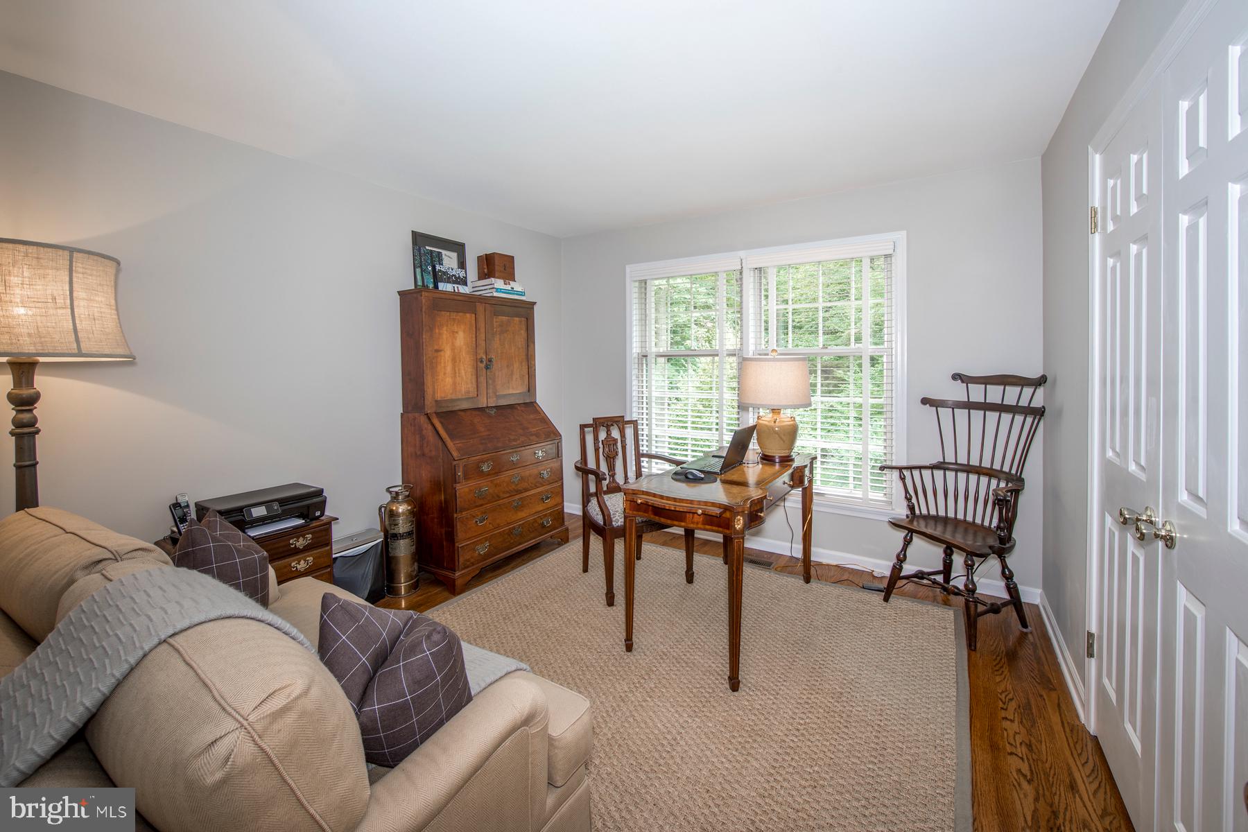 RADNOR HUNT - Residential