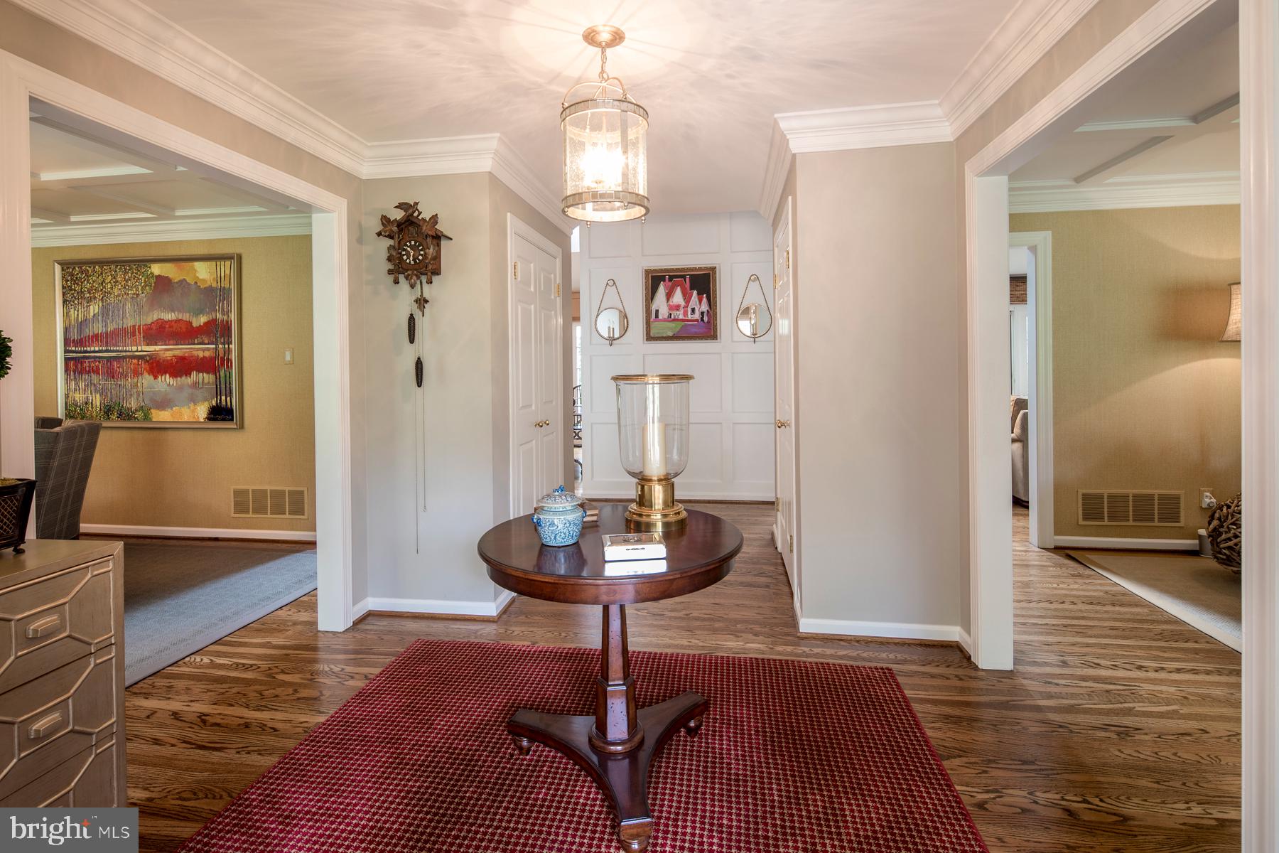 RADNOR HUNT - Residential