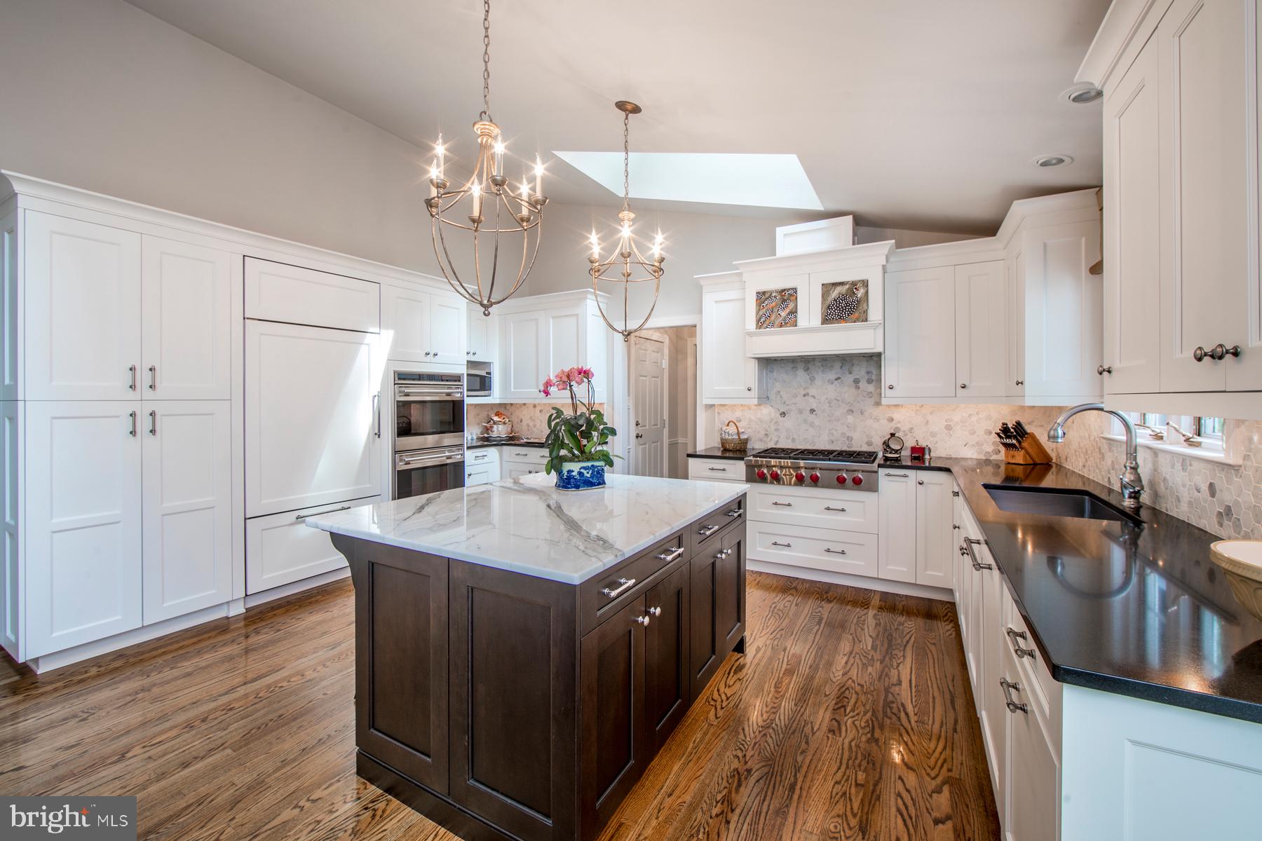 RADNOR HUNT - Residential
