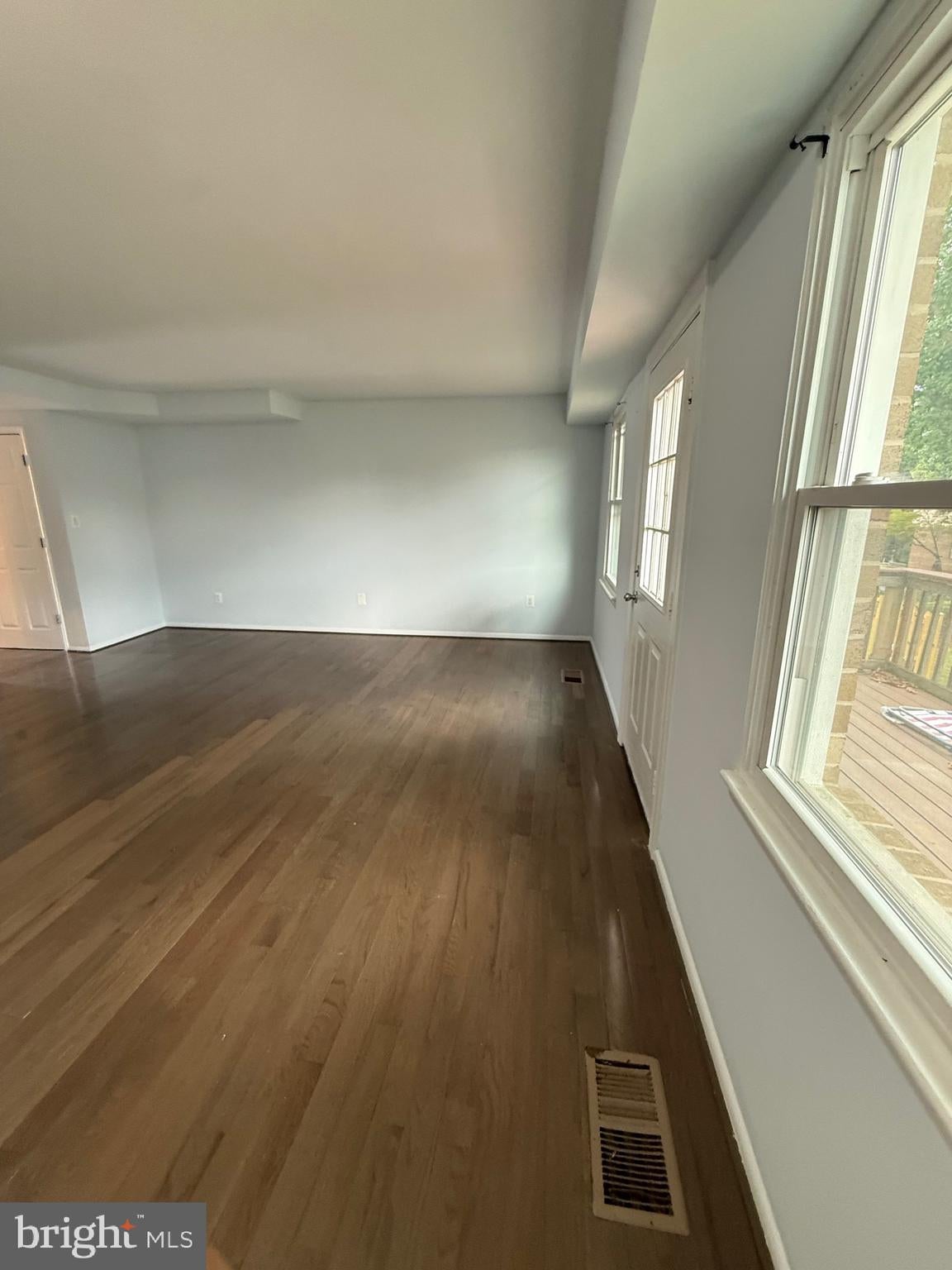 776 W SIDE DRIVE 9-C