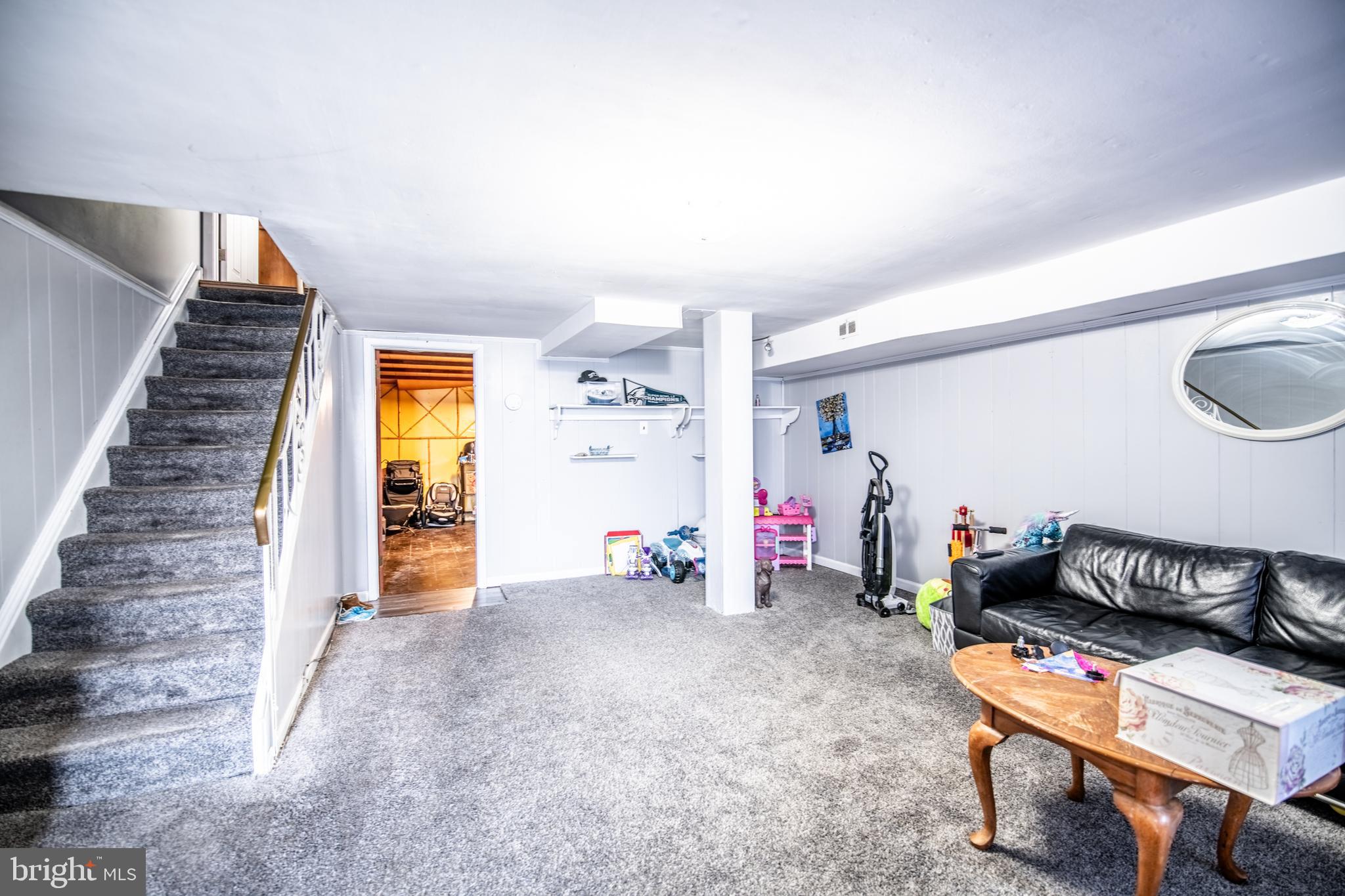 ROXBOROUGH - Residential