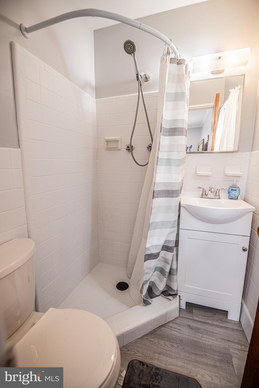 ROXBOROUGH - Residential