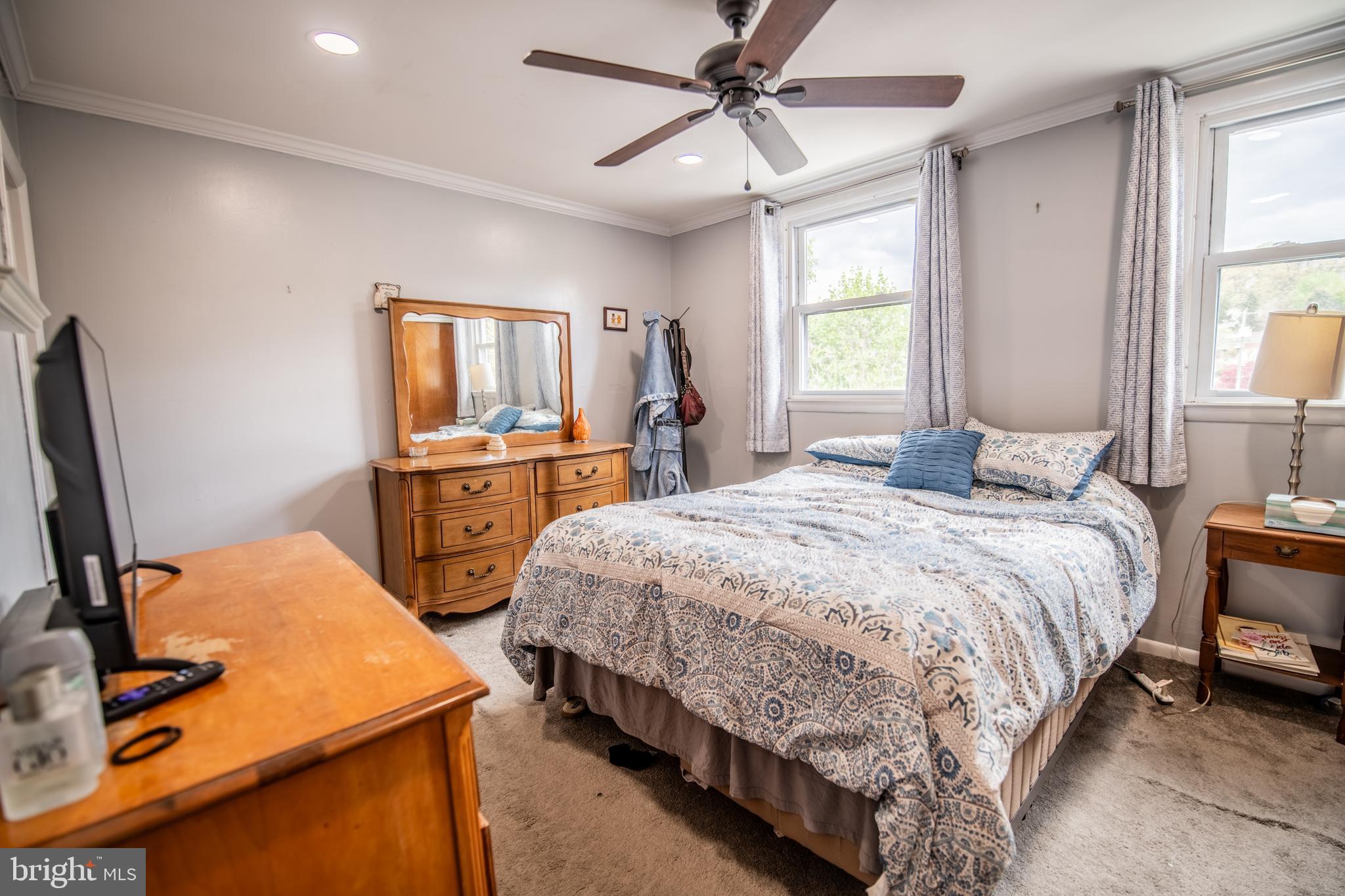 ROXBOROUGH - Residential