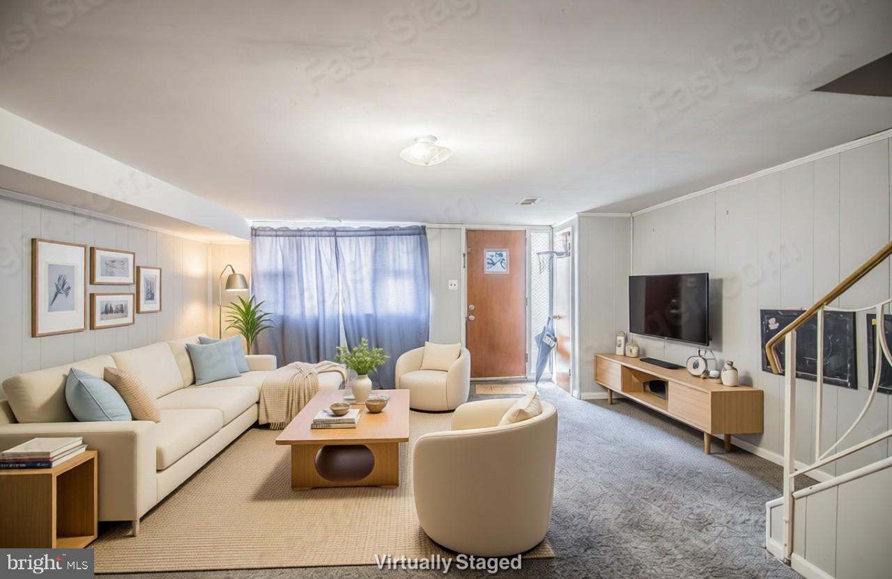 ROXBOROUGH - Residential